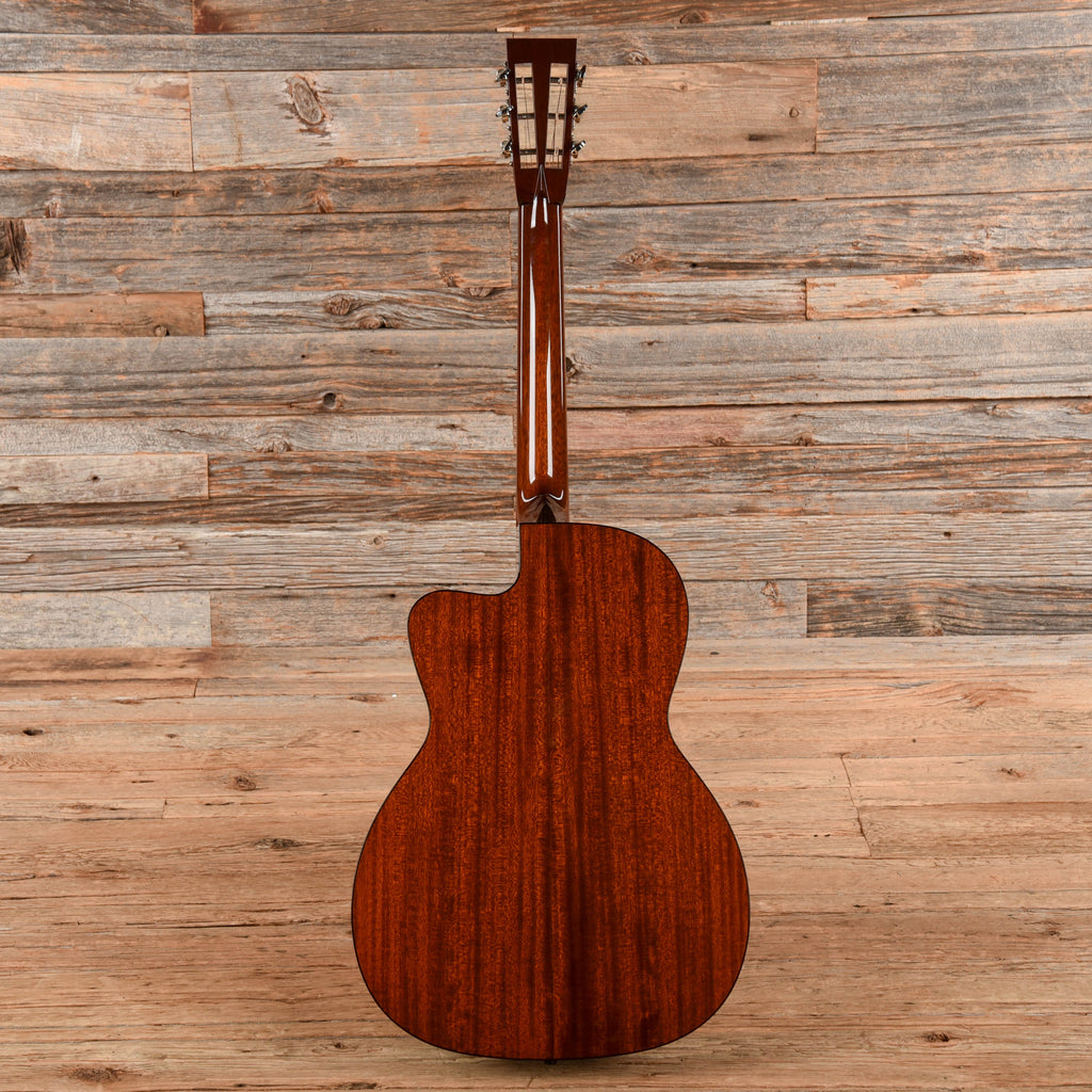 Collings 0001A Cutaway Natural - View 5 | MusicMarket