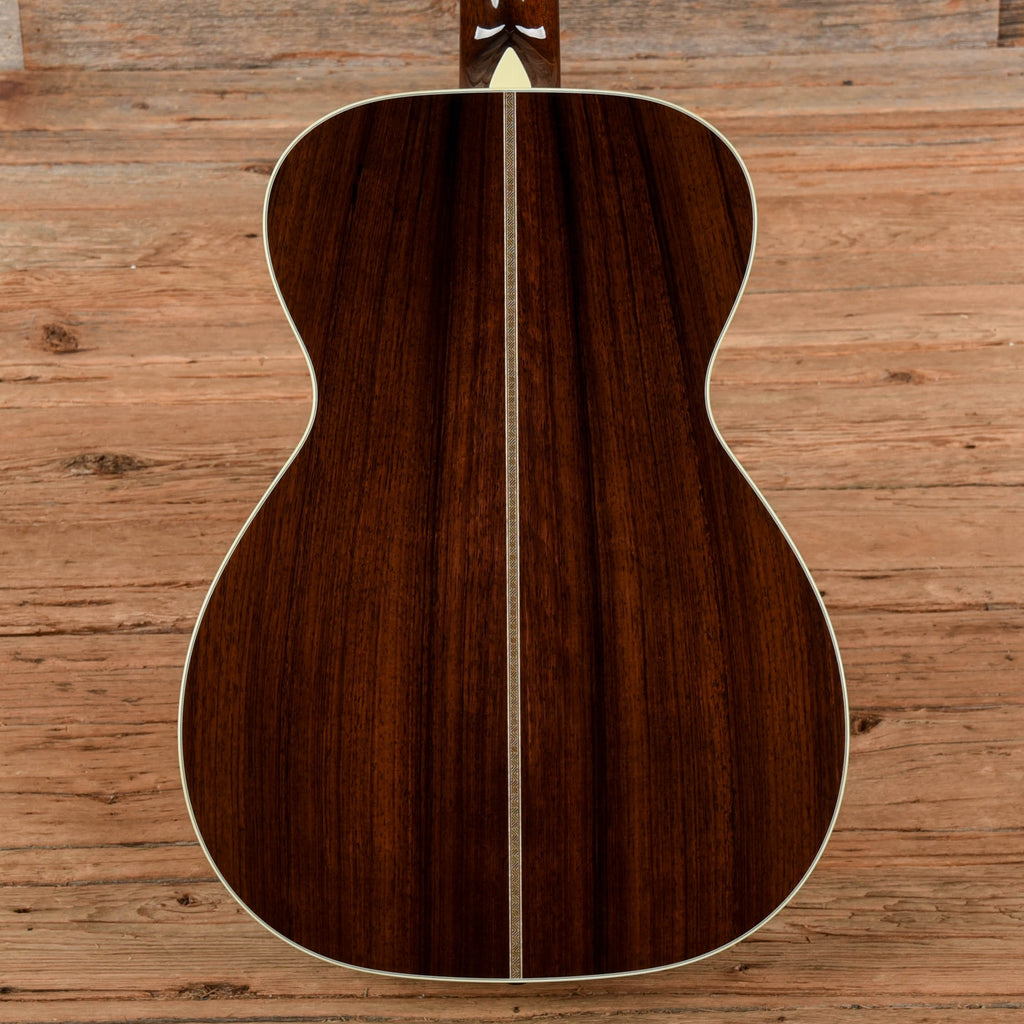 Collings 02H Natural - View 3 | MusicMarket