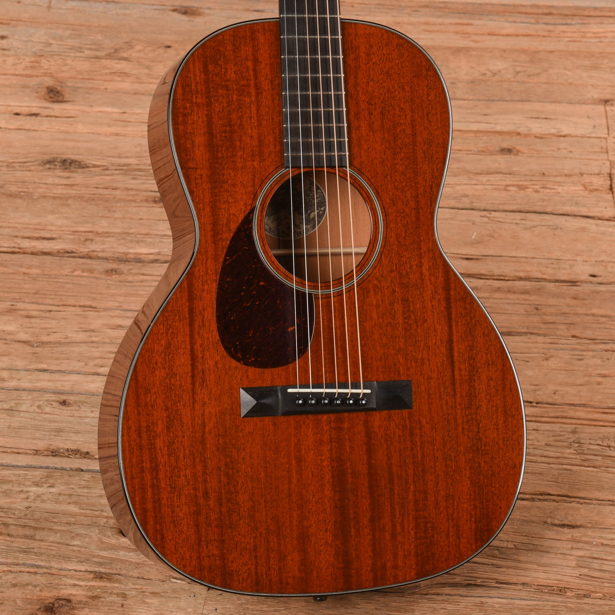 Collings 00-MH1 Natural 2023 LEFTY - View 2 | MusicMarket