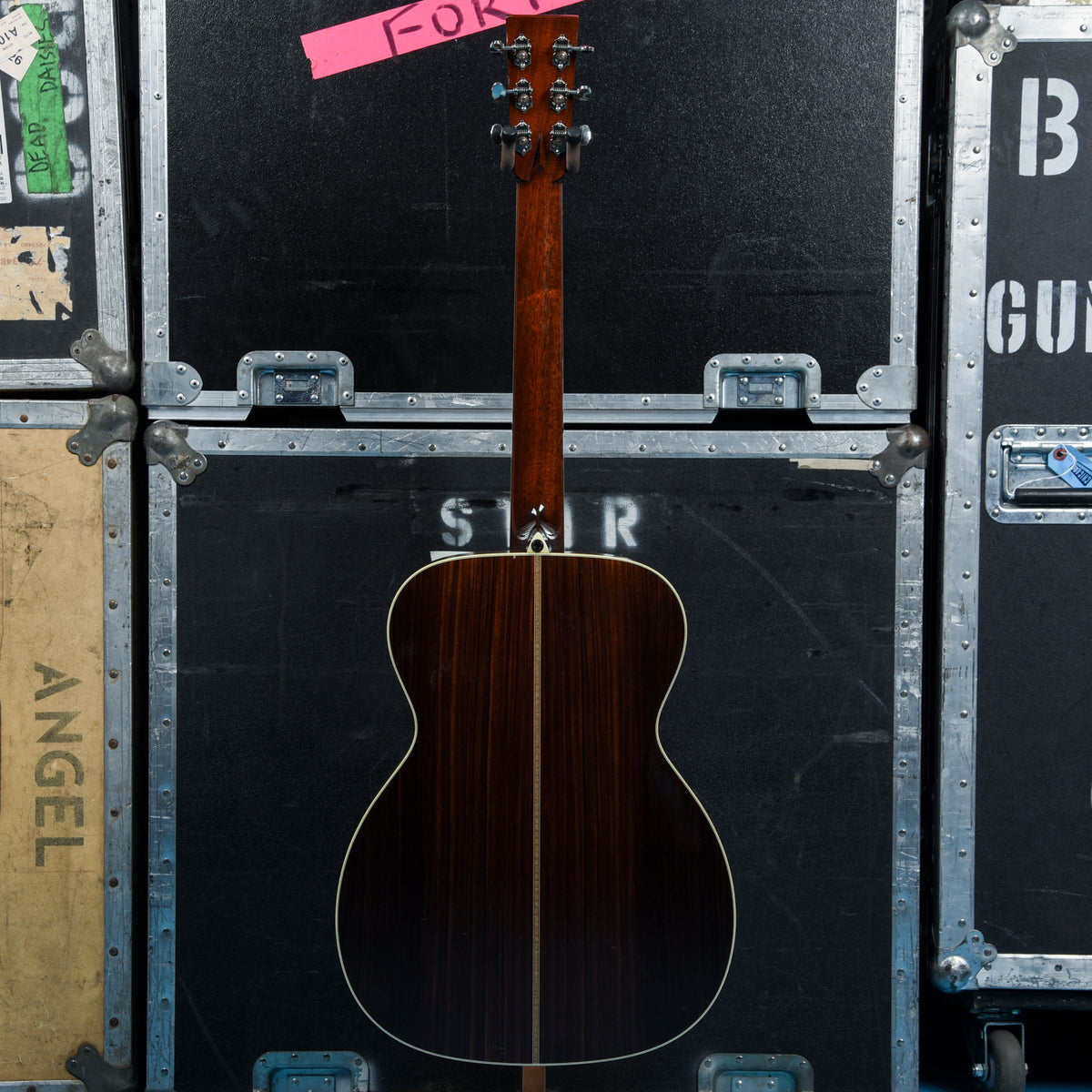 Collings OM2H Natural - View 2 | MusicMarket