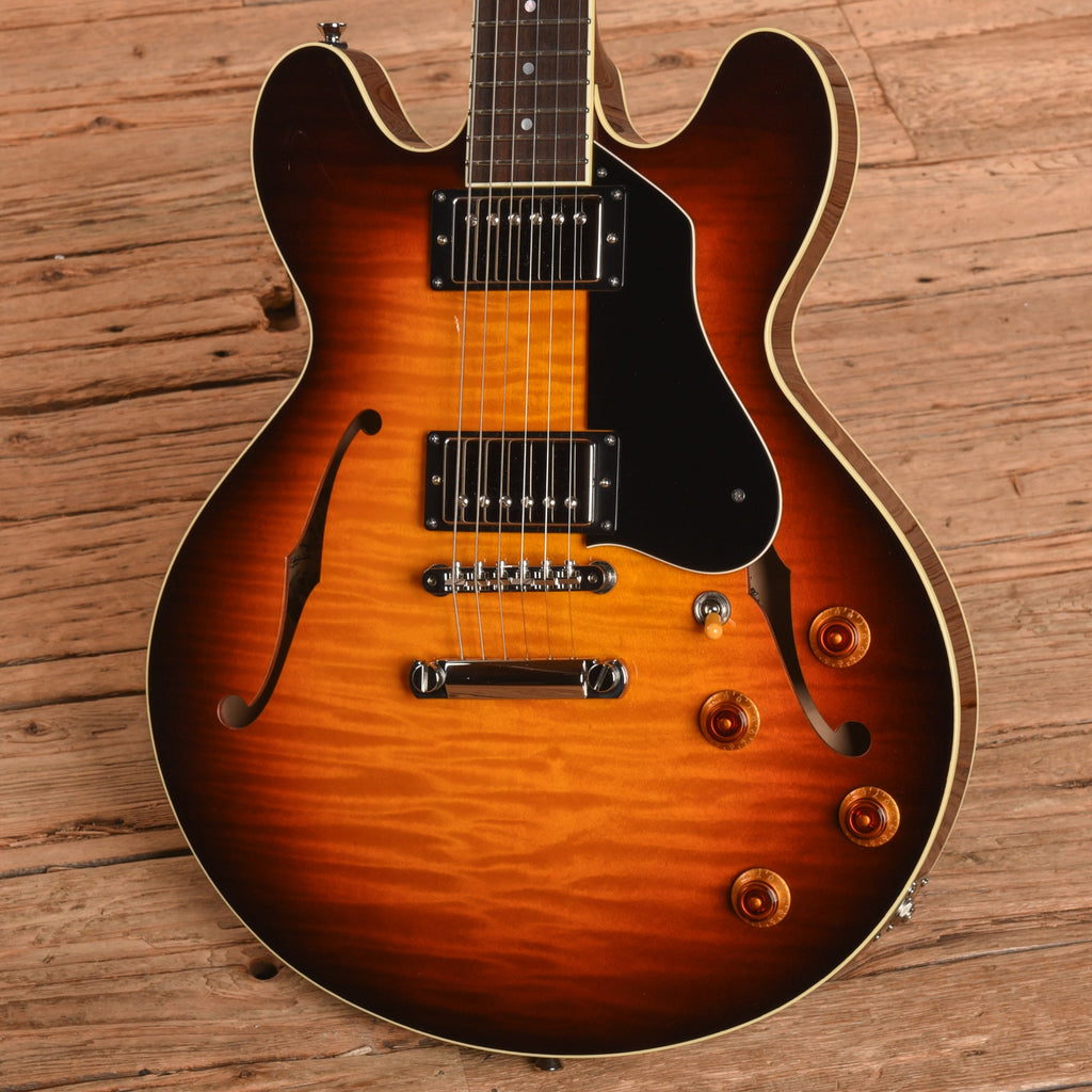 Collings I-35 LC Sunburst 2020 - View 2 | MusicMarket
