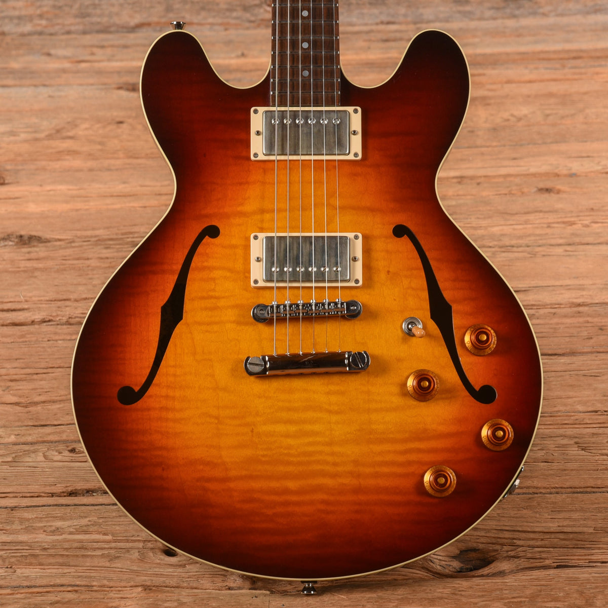 Collings I-35 LC Sunburst 2022 - MusicMarket