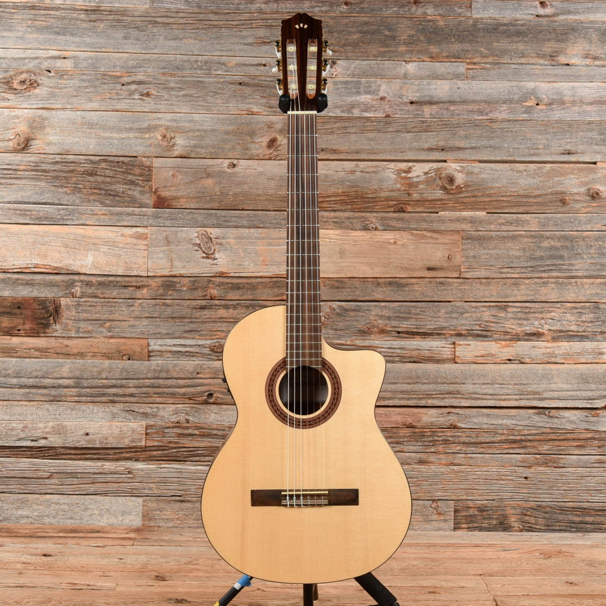 Cordoba C5-CE Natural - View 4 | MusicMarket