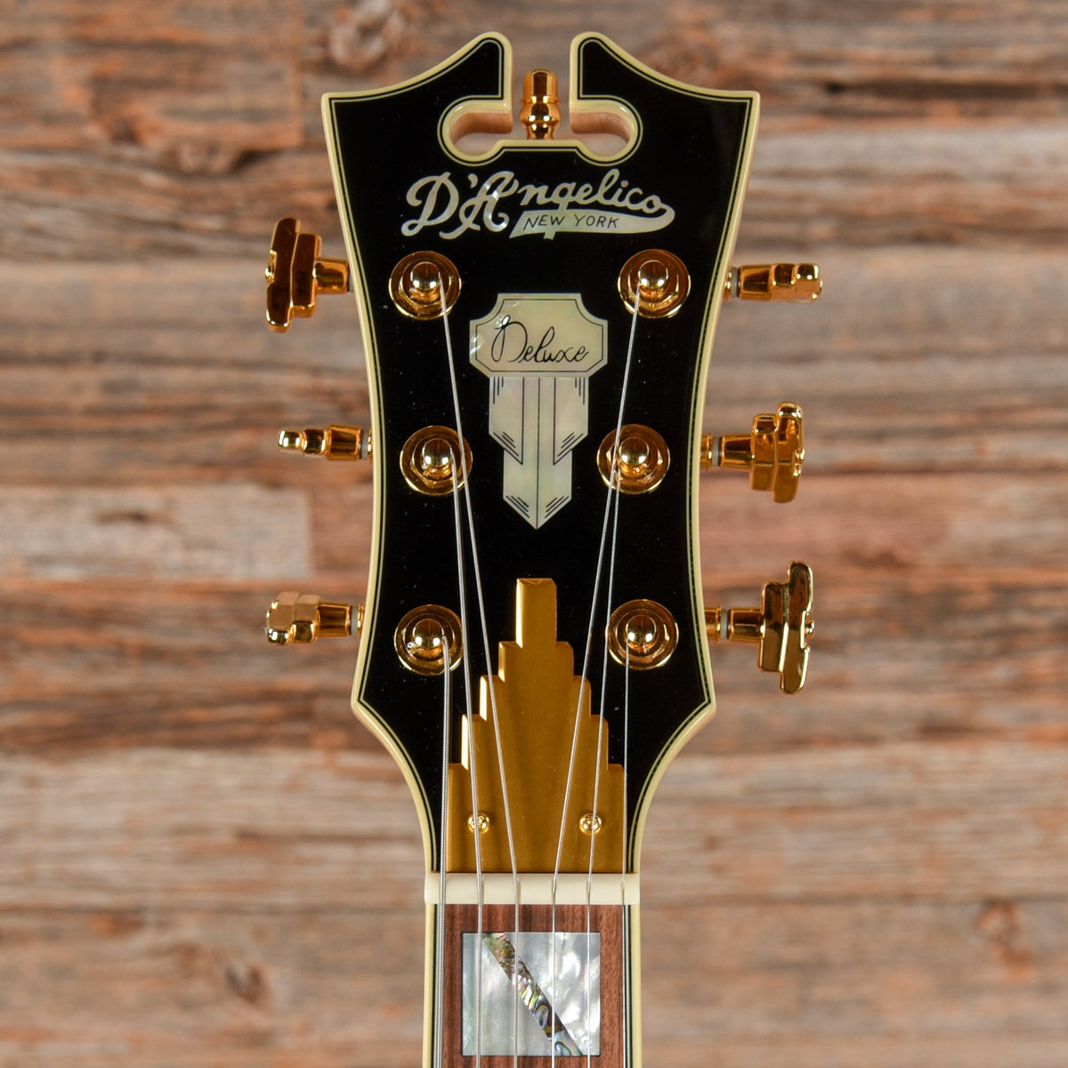 D'Angelico Ludlow Deluxe Hunter Green 2018 - View 6 | MusicMarket