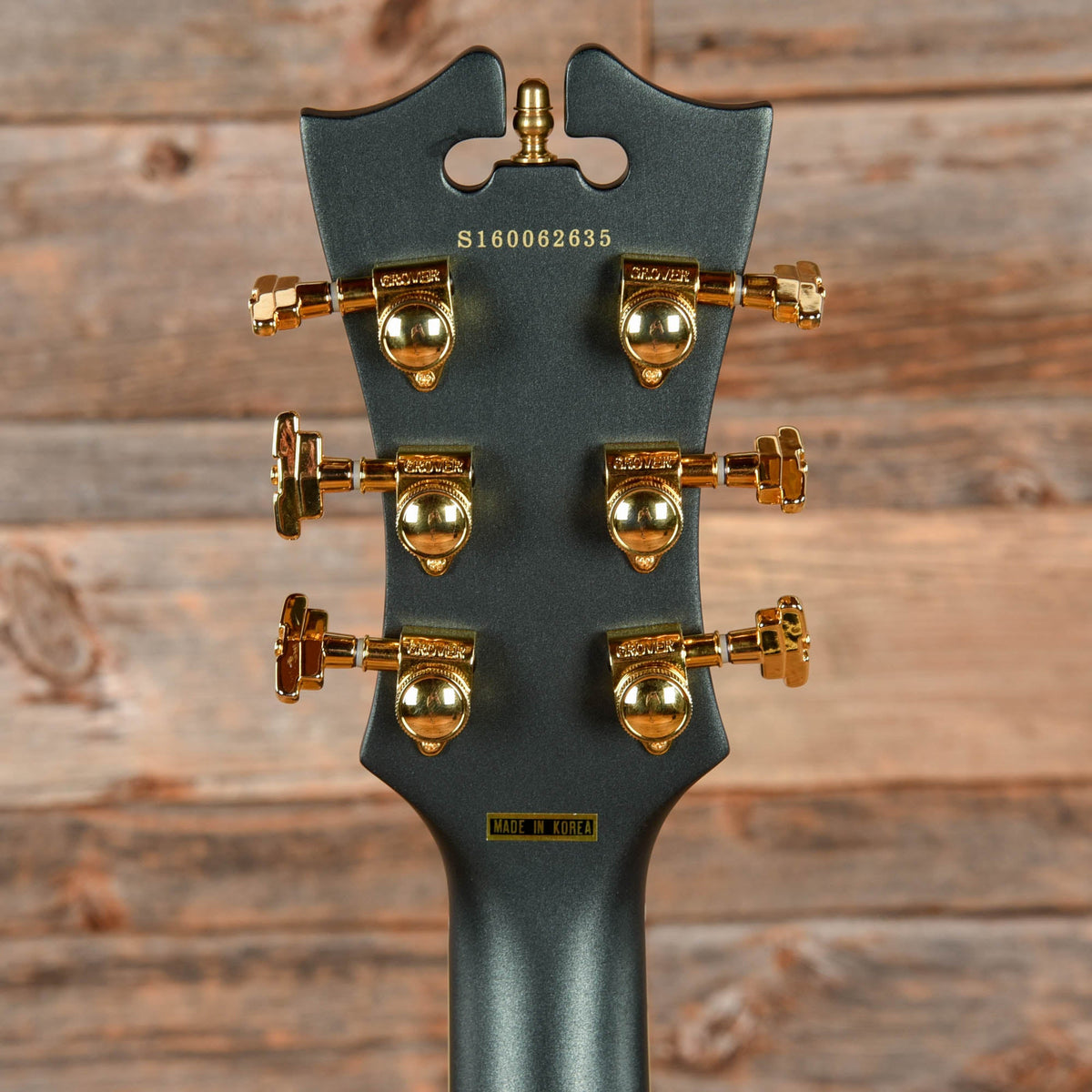 D'Angelico Deluxe DC Satin Black 2016 - View 7 | MusicMarket