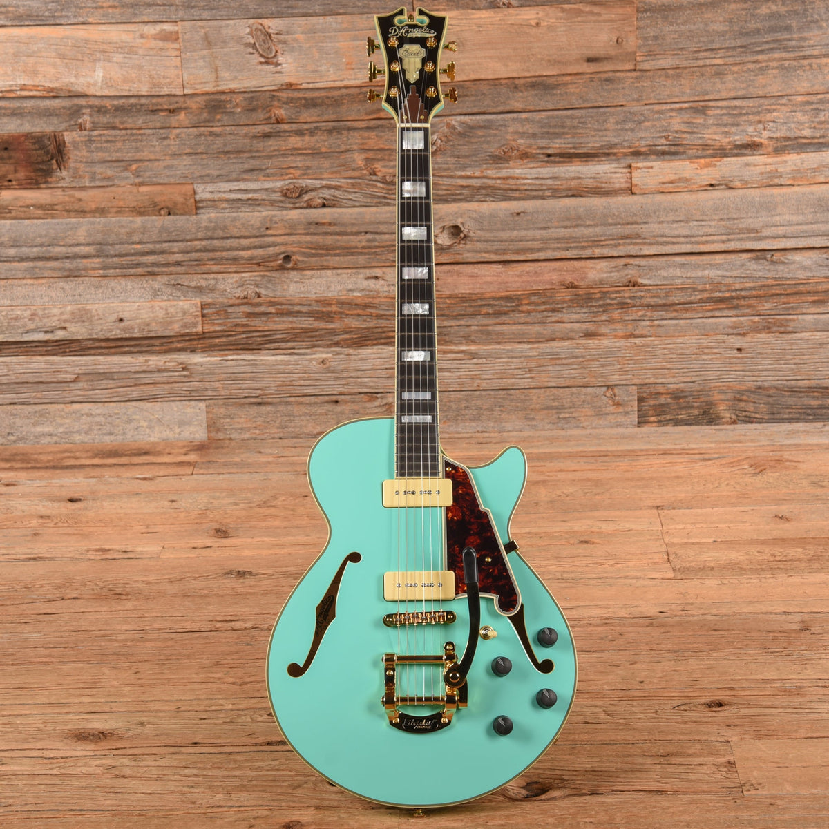 D'Angelico Excel Shoreline Semi-Hollow w/ Bigsby Surf Green 2017 - View 4 | MusicMarket