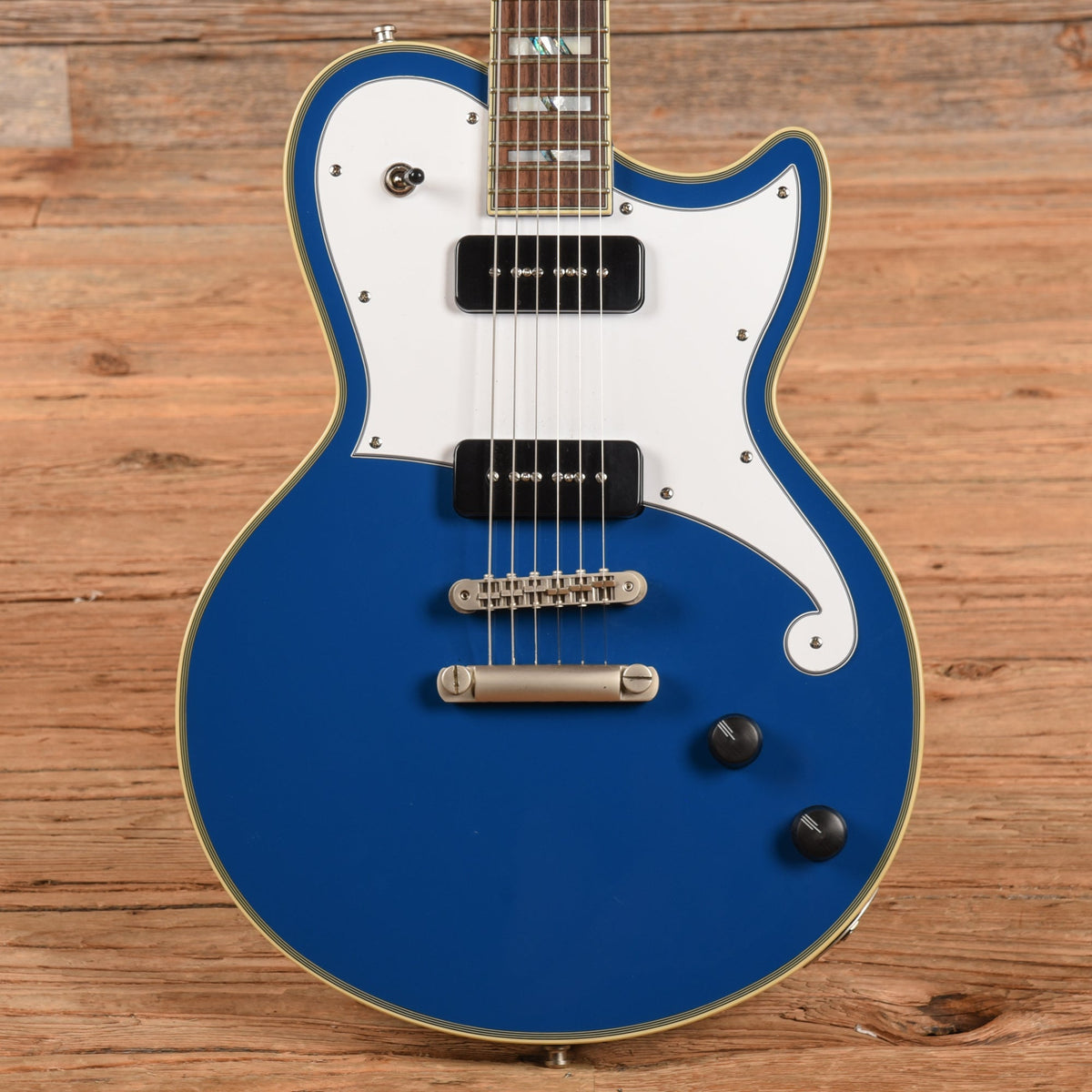 D'Angelico Deluxe Atlantic Sapphire Blue 2021 - MusicMarket