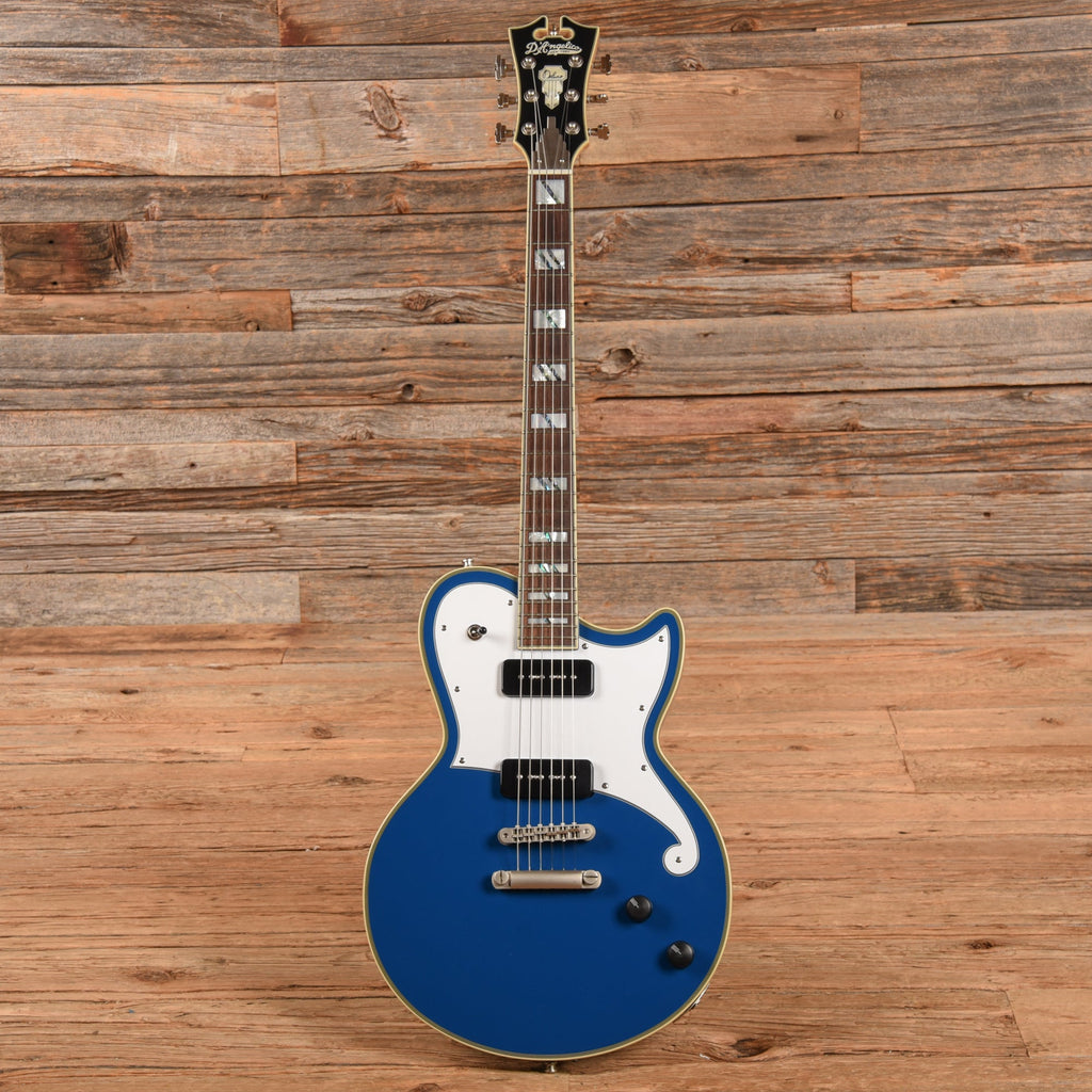 D'Angelico Deluxe Atlantic Sapphire Blue 2021 - View 4 | MusicMarket