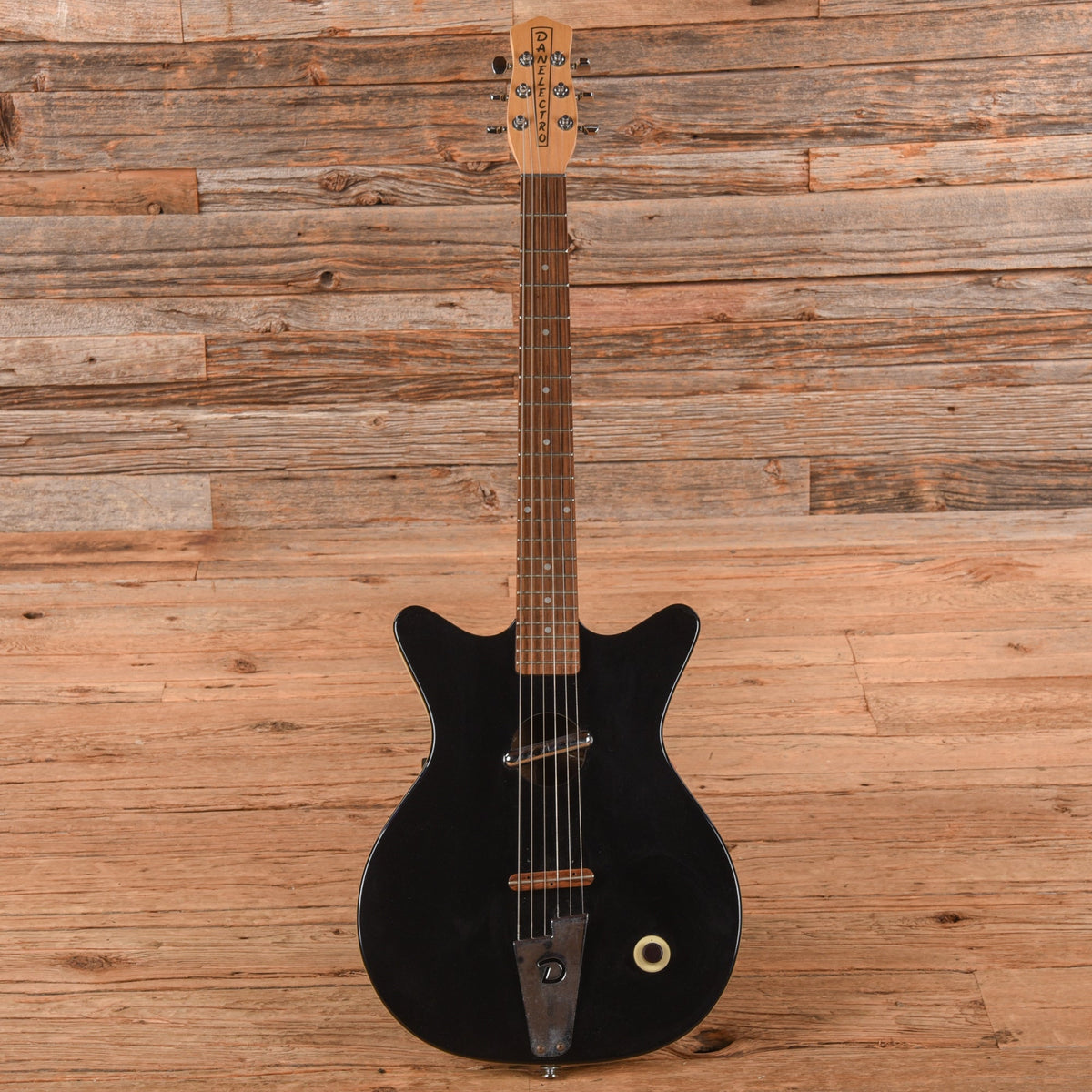 Danelectro Convertible - Zac Brown - View 4 | MusicMarket