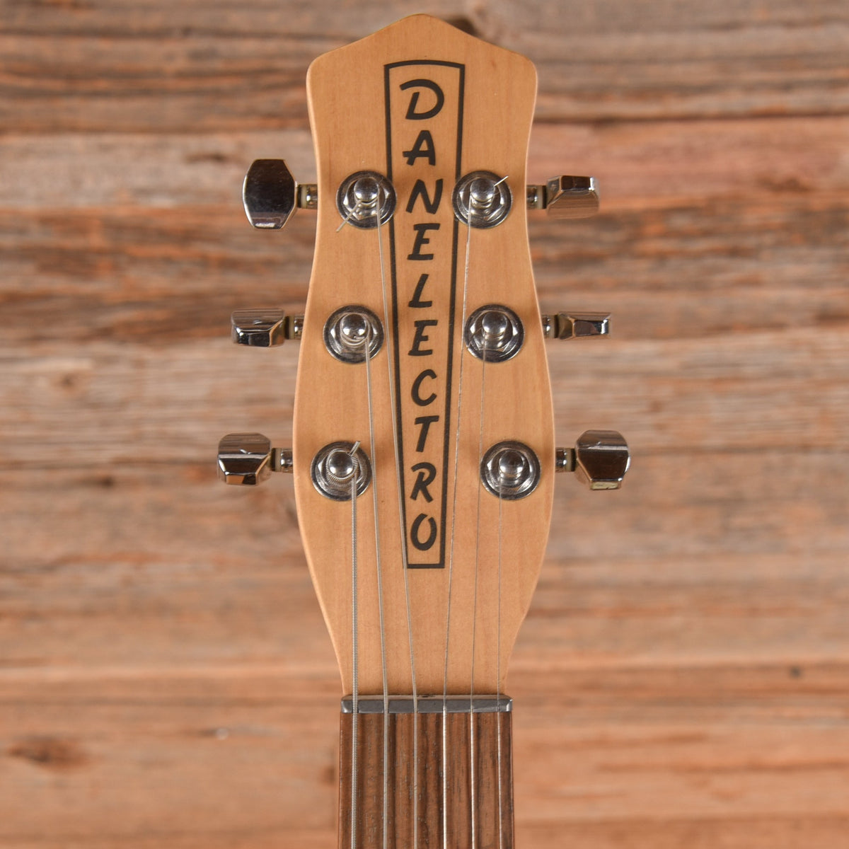 Danelectro Convertible - Zac Brown - View 6 | MusicMarket
