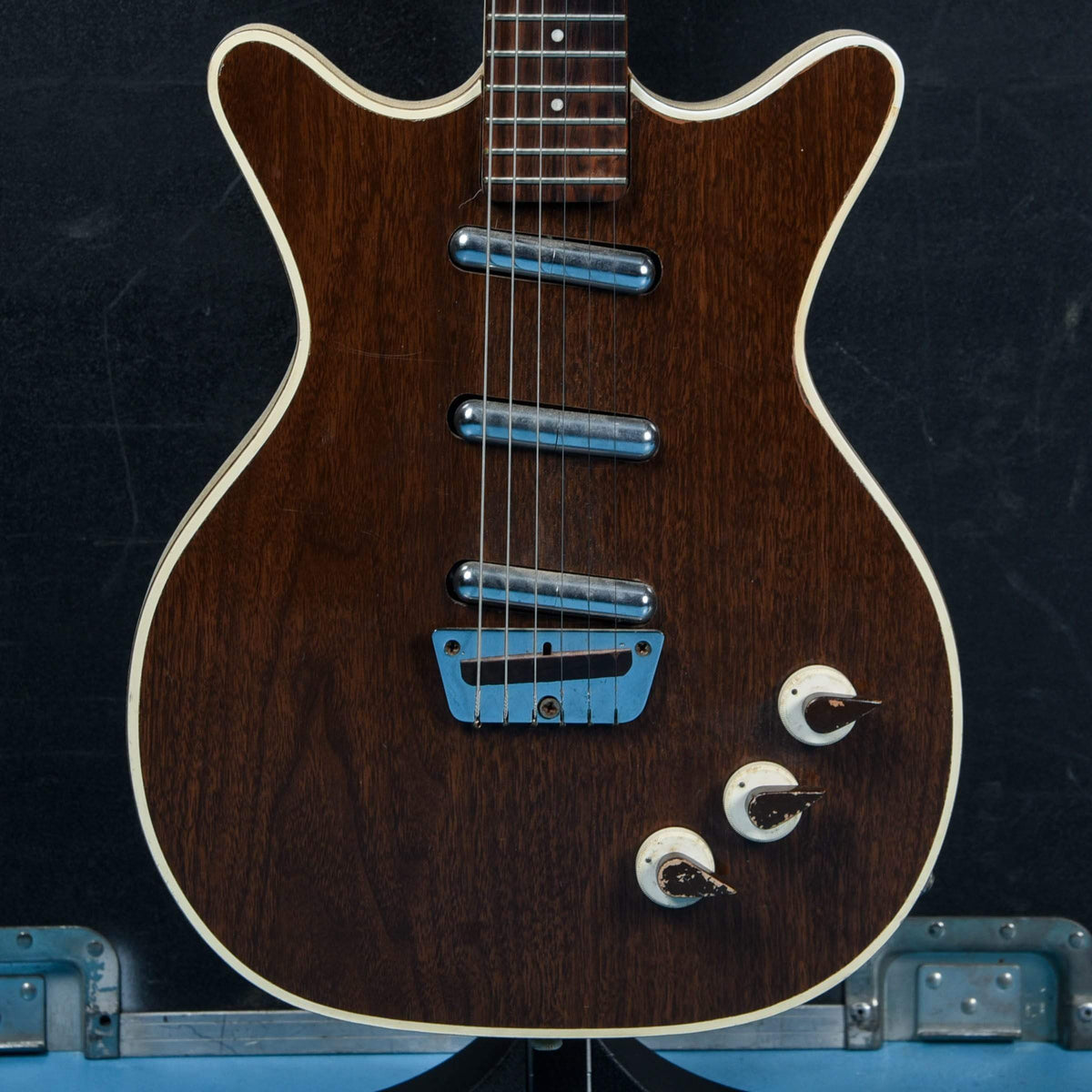 Danelectro U-3 Natural 1963 - View 3 | MusicMarket
