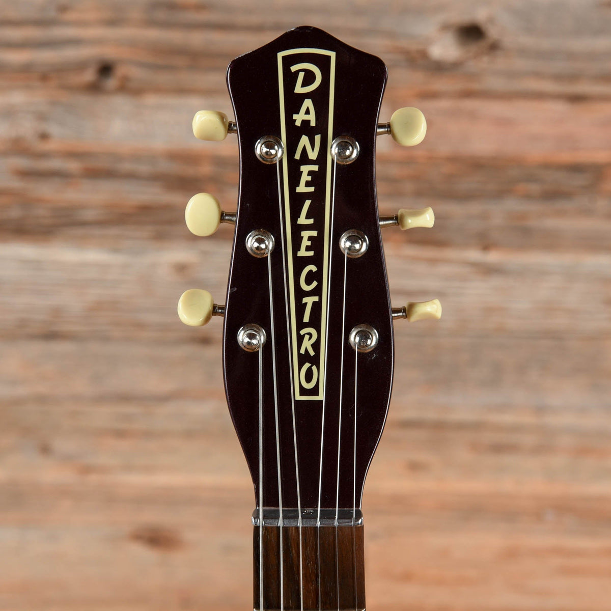 Danelectro U-2 Wine Red - View 6 | MusicMarket