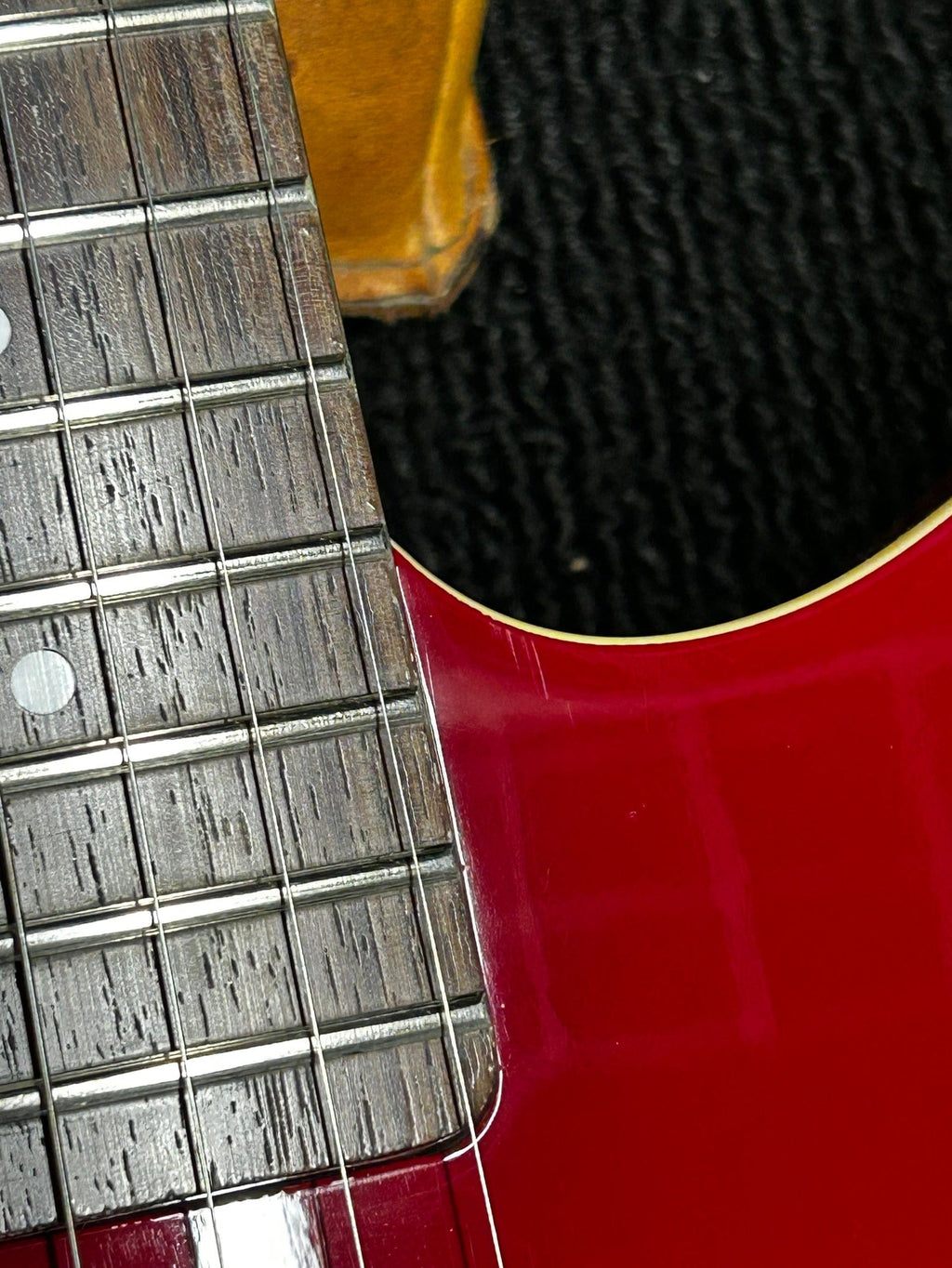Danelectro '59 Triple Divine Red - View 8 | MusicMarket