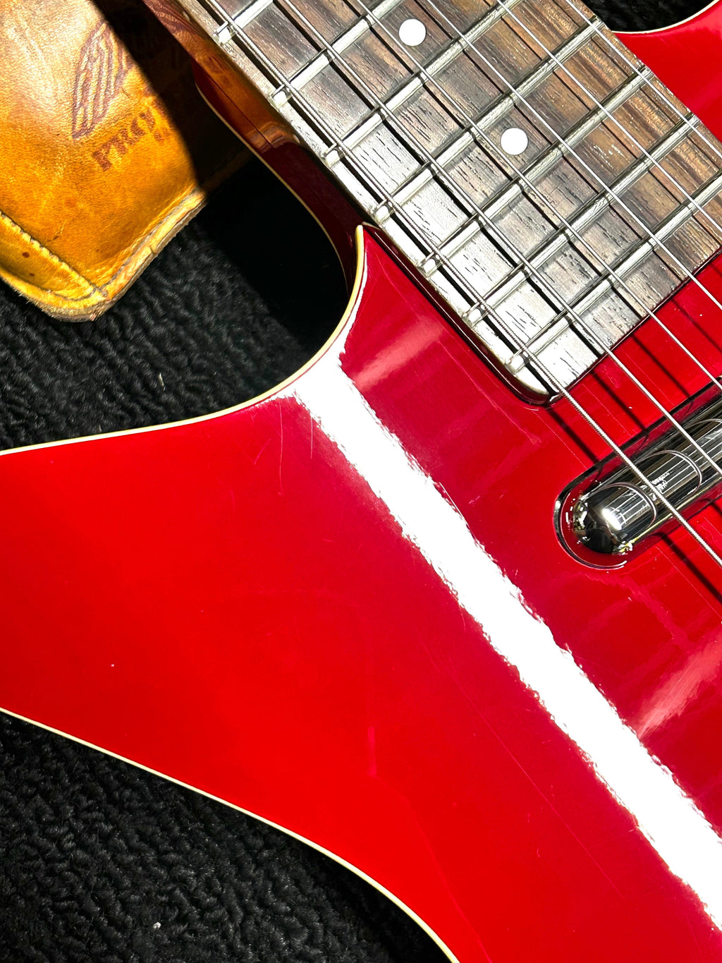 Danelectro '59 Triple Divine Red - View 10 | MusicMarket