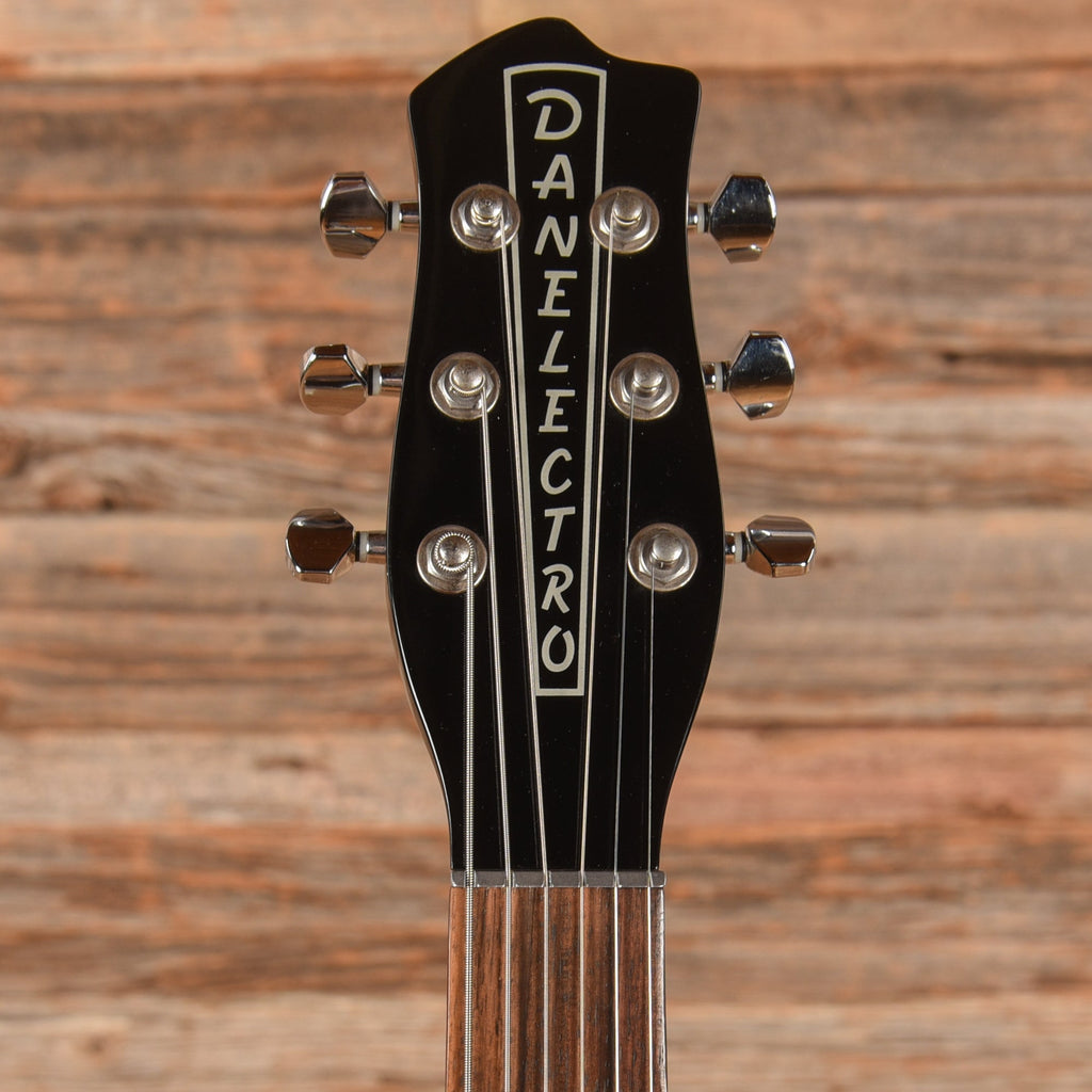 Danelectro Longhorn Baritone Gold - View 6 | MusicMarket