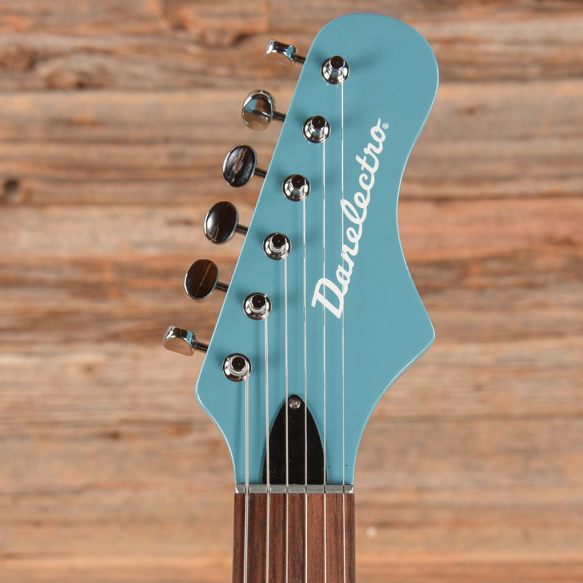 Danelectro The '67 Dano Aqua - View 6 | MusicMarket