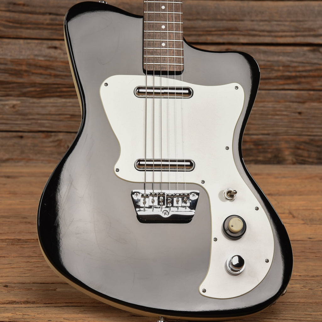 Danelectro The '67 Dano Black - View 8 | MusicMarket