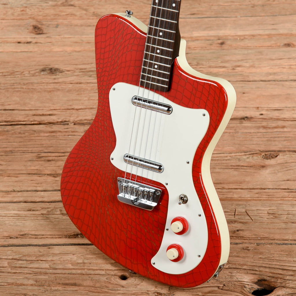 Danelectro The 67 Red Alligator 2013 - View 2 | MusicMarket