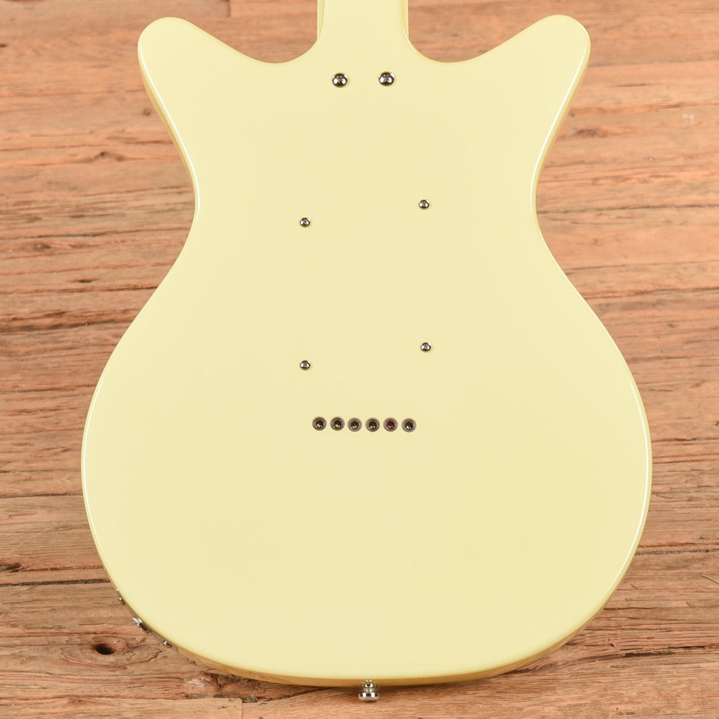 Danelectro Vintage 12-String Vintage White - View 3 | MusicMarket