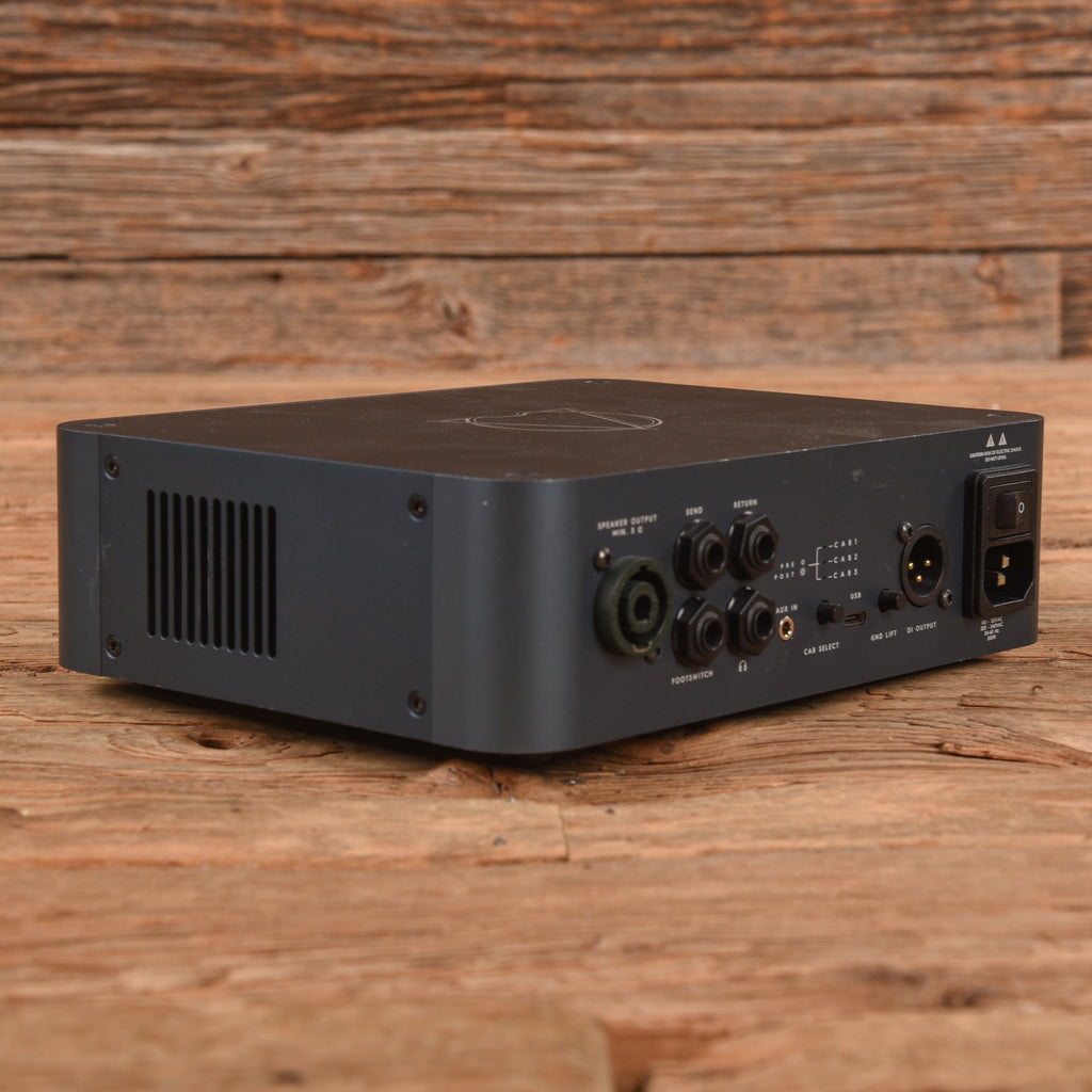 Darkglass Alpha Omega 500 500-Watt Bass Amp Head - View 2 | MusicMarket