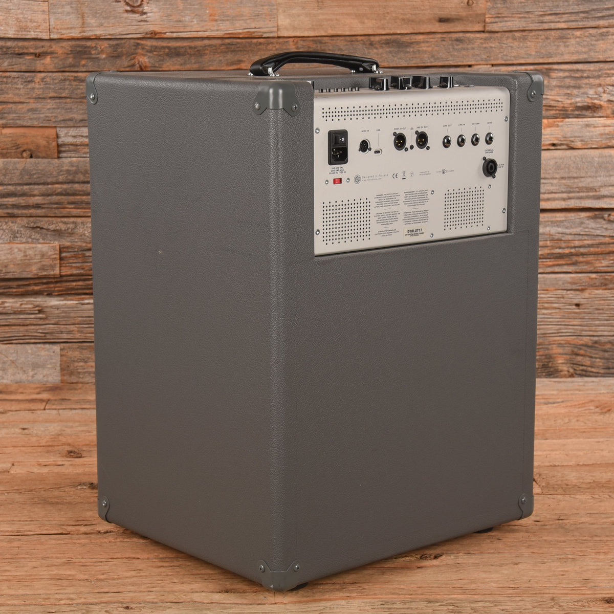 Darkglass Infinity 500 500-Watt 2x10" Bass Combo - View 2 | MusicMarket