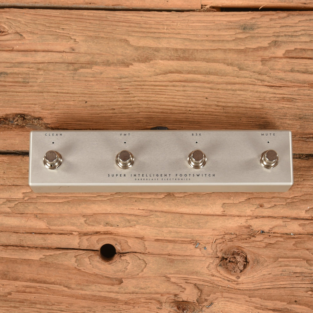 Darkglass Microtubes 900 v1 - View 3 | MusicMarket