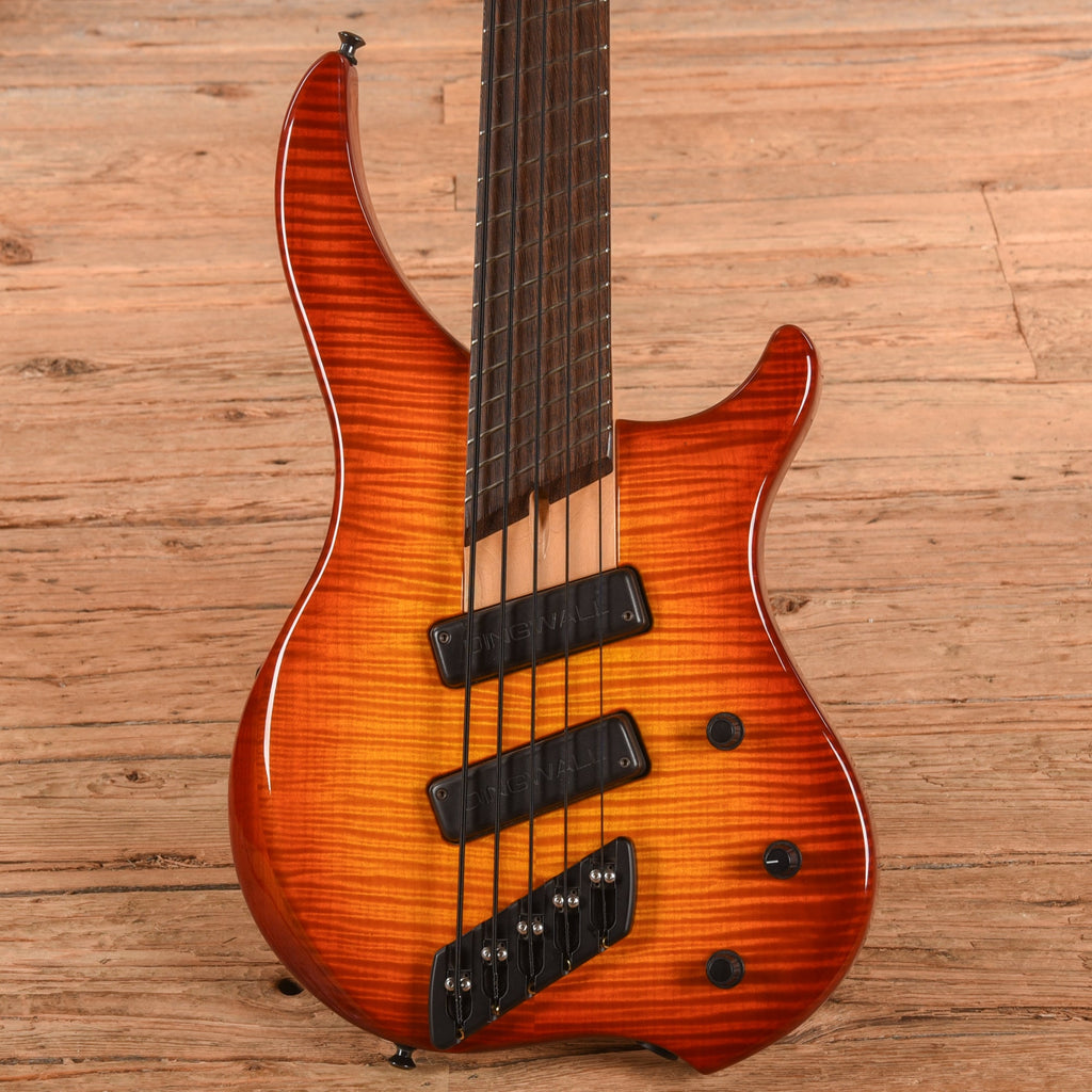 Dingwall Afterburner I 5-String Cherry Sunburst - View 2 | MusicMarket
