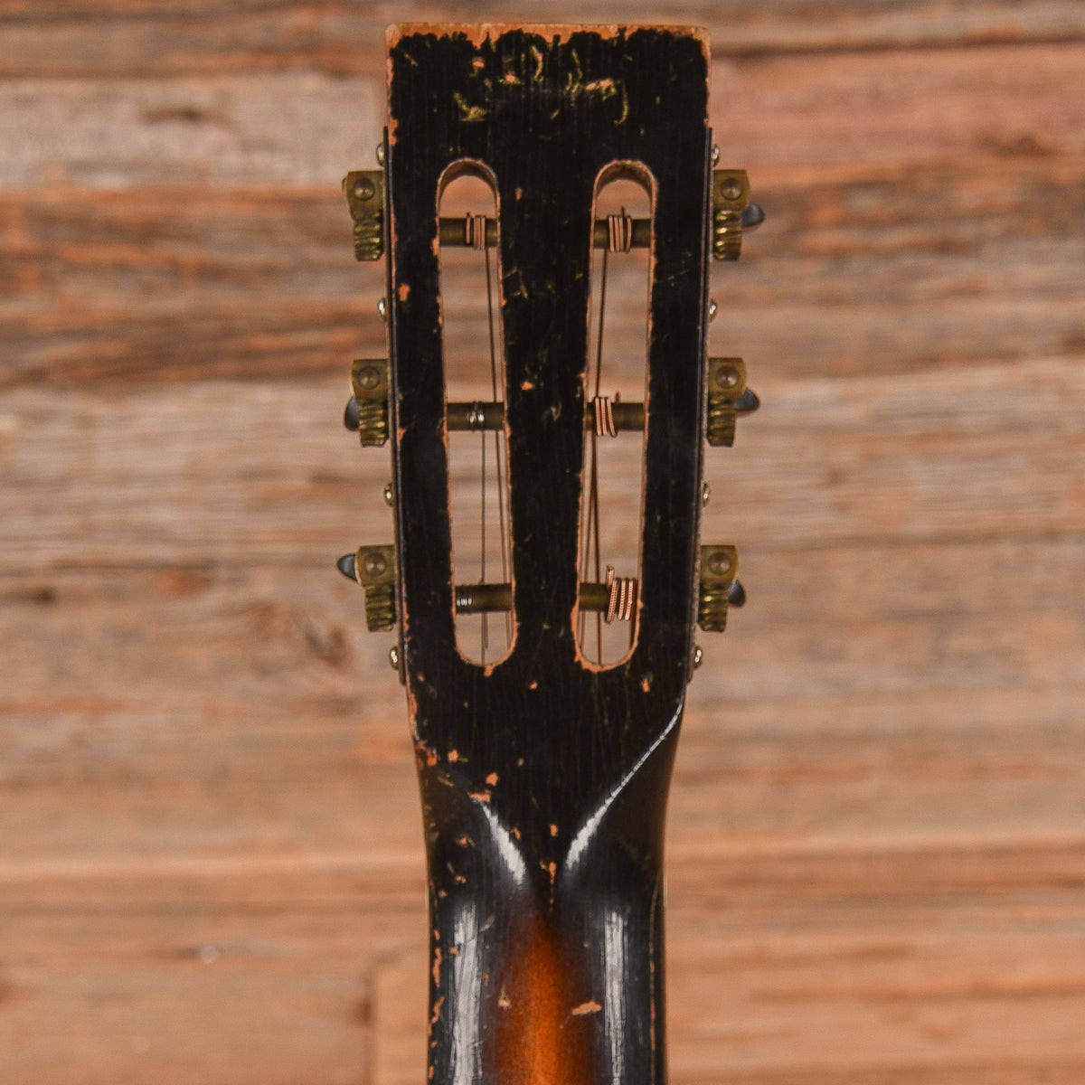 Dobro Resenator Sunburst 1931 - Zac Brown - View 7 | MusicMarket