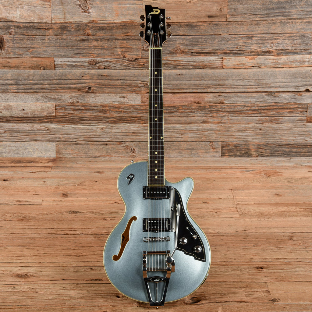 Duesenberg Starplayer TV Avalon Blue - View 4 | MusicMarket