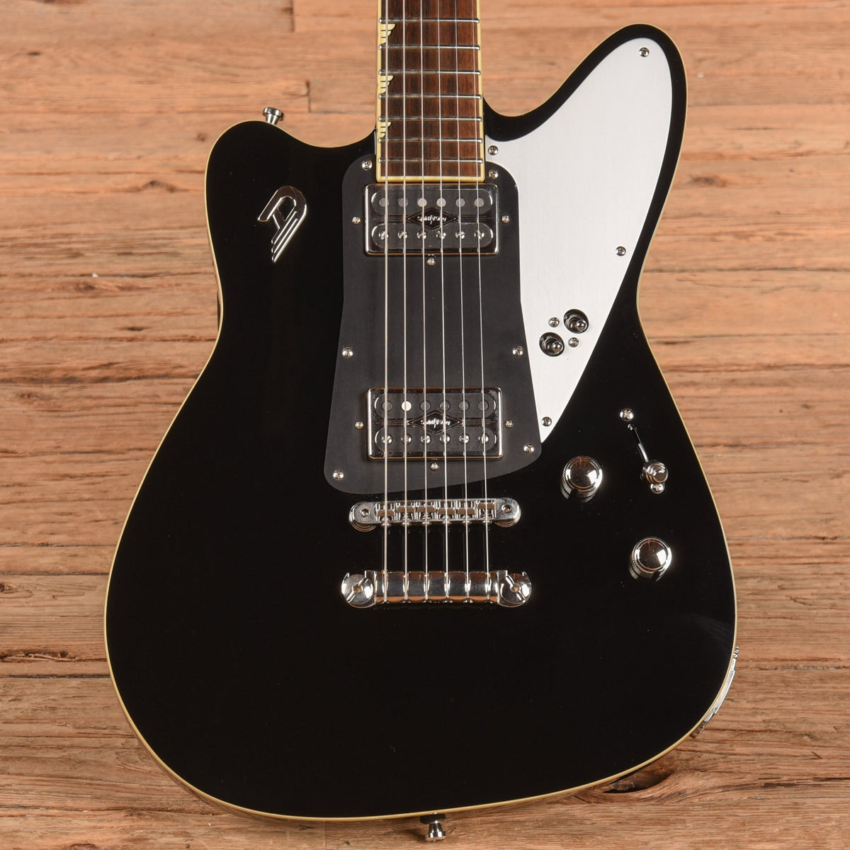 Duesenberg Falken Black - MusicMarket
