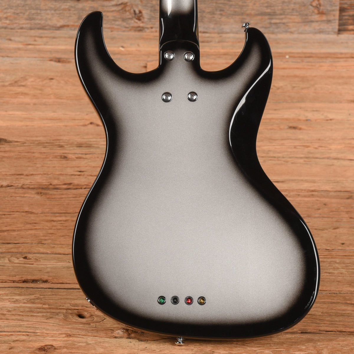 Dunable DE Gnarwhal Bass Silverburst - View 3 | MusicMarket