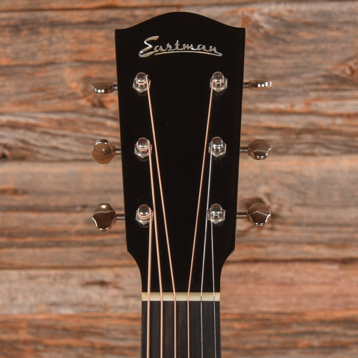 Eastman E10OOSS/V Adirondack/Mahogany OO Slope Shoulder Antique Varnish 2023 - View 6 | MusicMarket