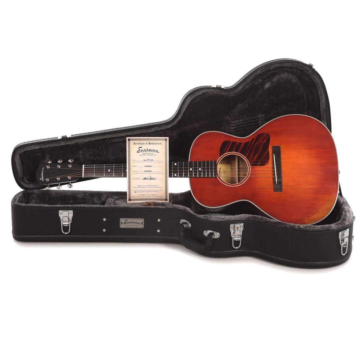 Eastman E10OOSS/v Adirondack/Mahogany OO Slope Shoulder Antique Varnish - View 9 | MusicMarket