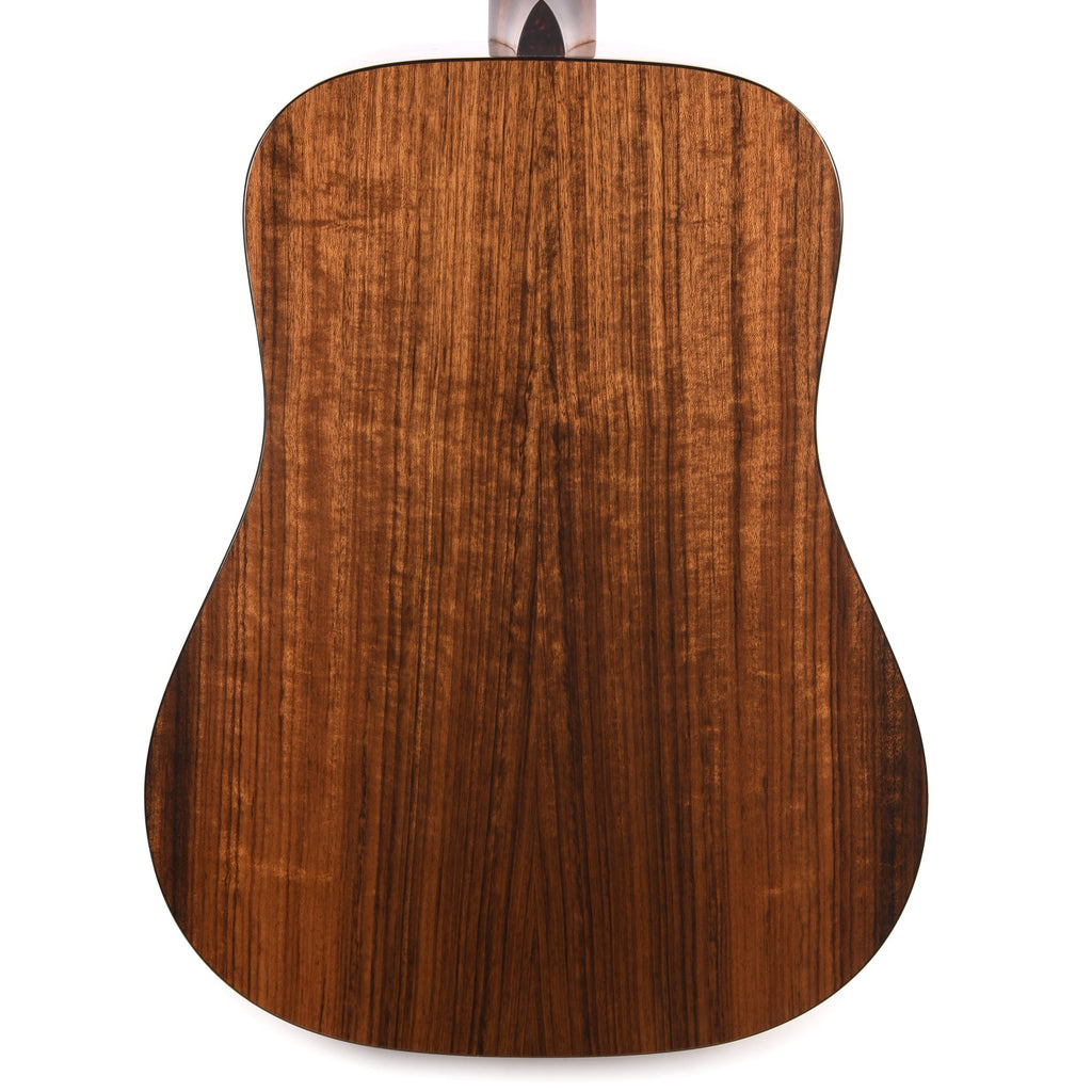 Eastman E3D Deluxe Sitka/Ovangkol Truetone Gloss Natural - View 3 | MusicMarket