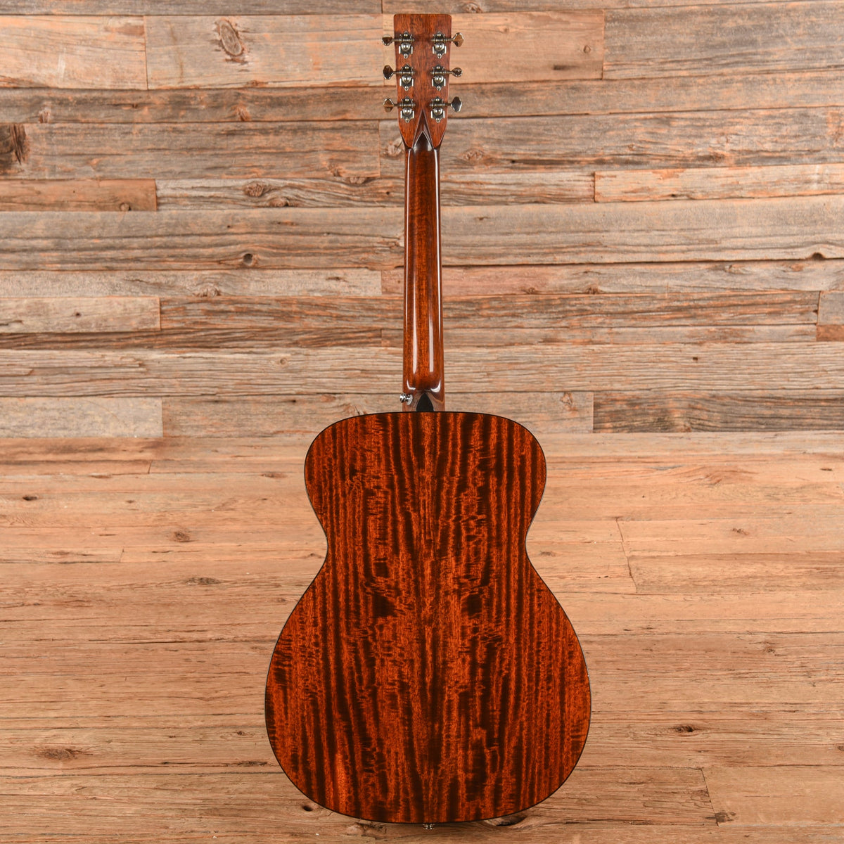Eastman E6 OM Orchestra Natural - View 5 | MusicMarket