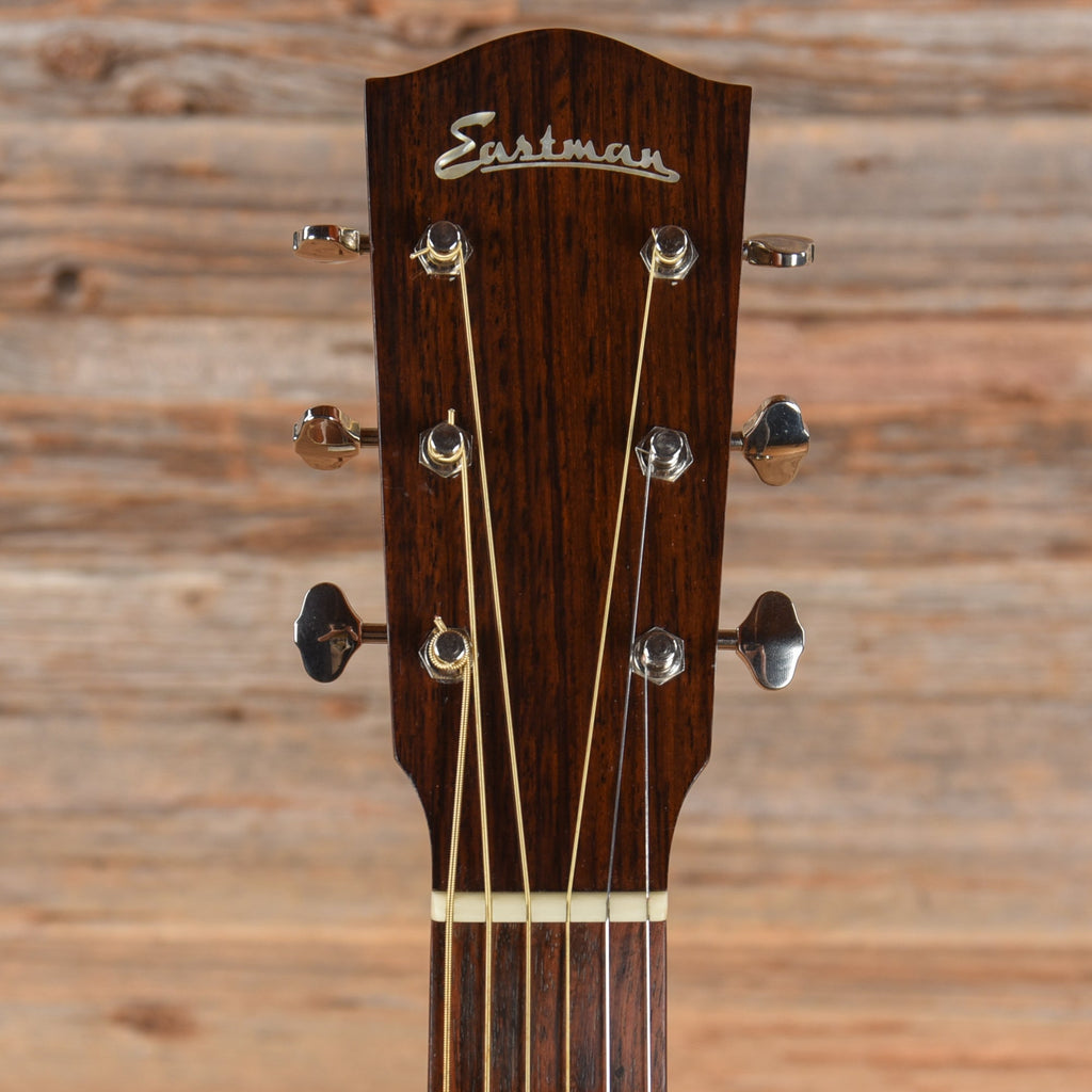 Eastman E10OO-M 12-Fret Solid Mahogany Natural - View 6 | MusicMarket