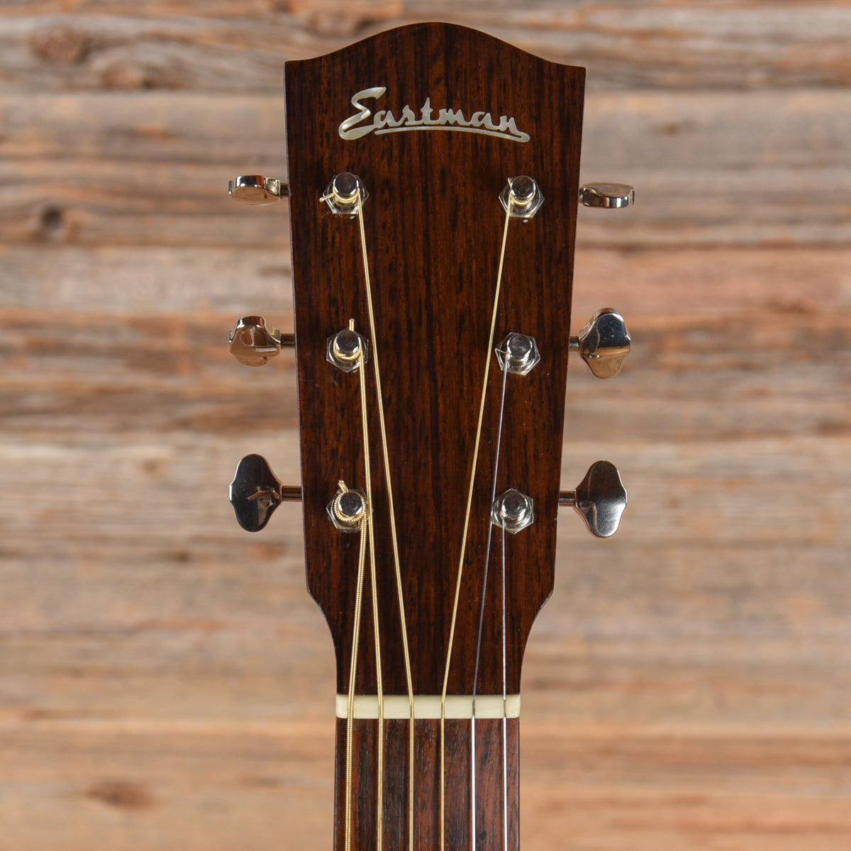 Eastman E10OO-M 12-Fret Solid Mahogany Natural - View 6 | MusicMarket