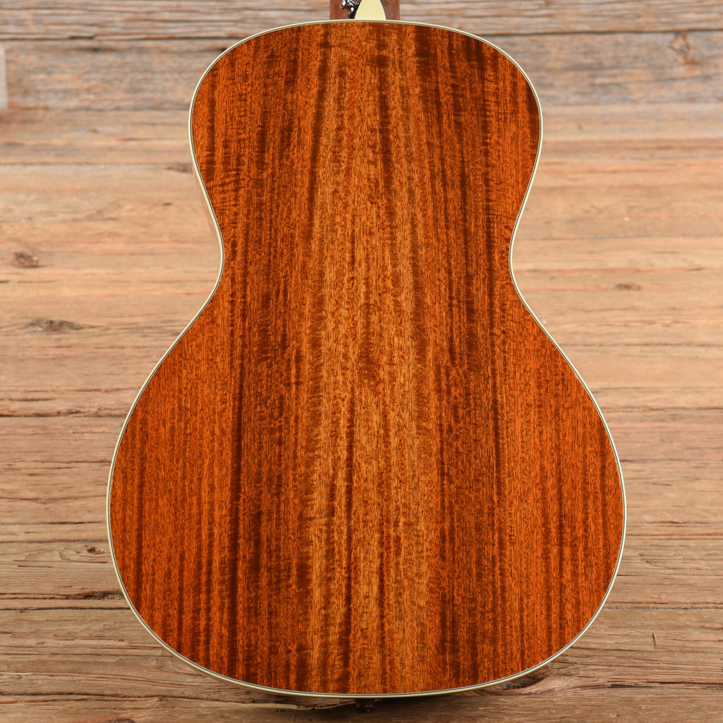 Eastman E10OO-M 12-Fret Solid Mahogany Natural - View 3 | MusicMarket