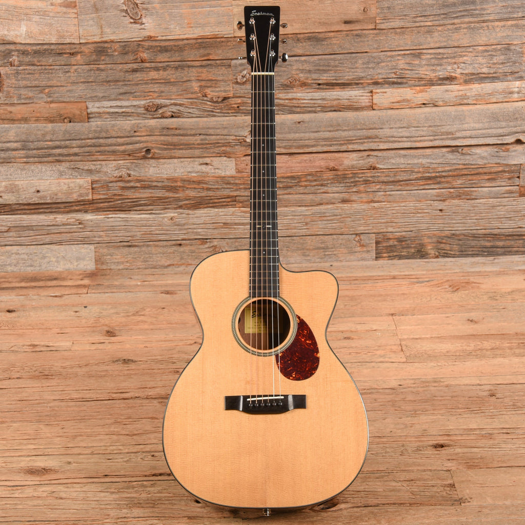 Eastman E1OMCE-Special Natural - View 4 | MusicMarket