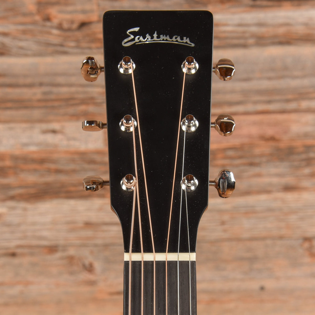 Eastman E1OMCE-Special Natural - View 6 | MusicMarket
