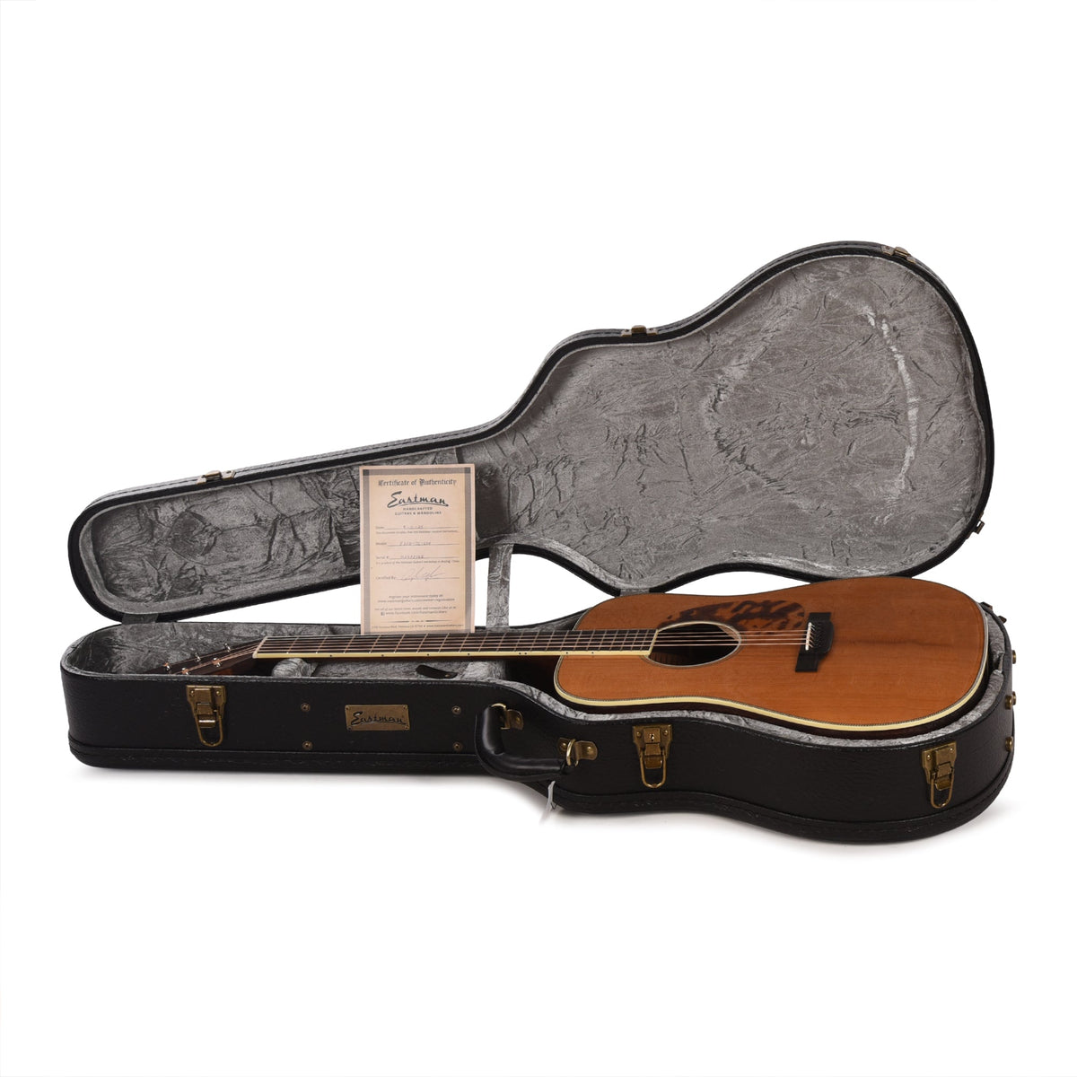 Eastman E20 Large Soundhole Dreadnought Thermo Cured Adirondack - View 8 | MusicMarket