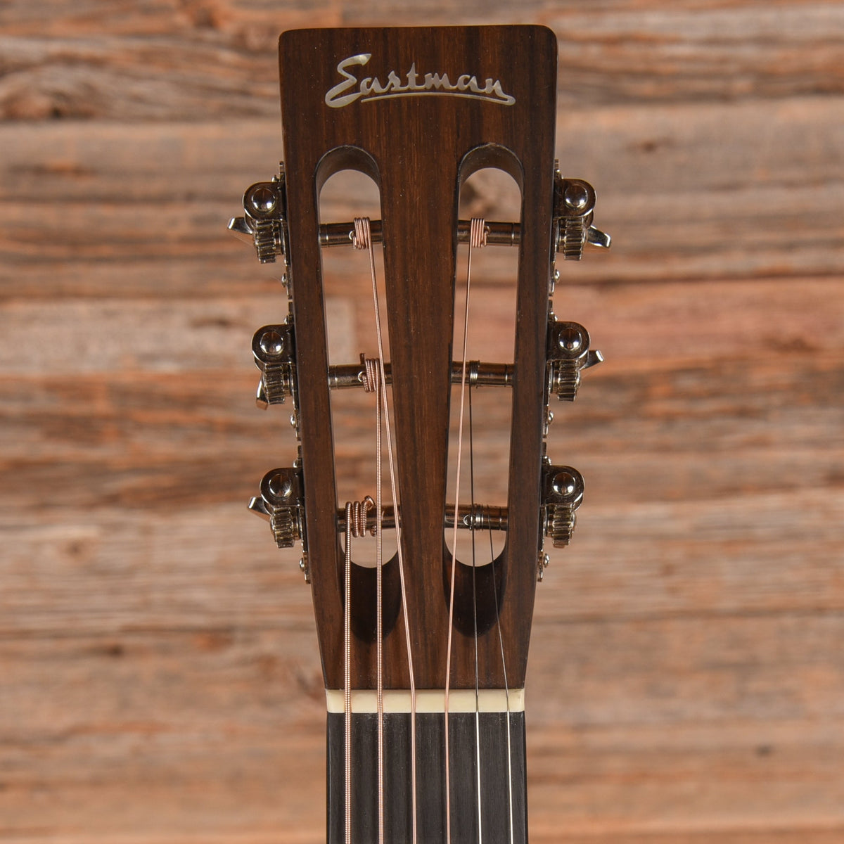 Eastman E20P Natural 2023 - View 6 | MusicMarket