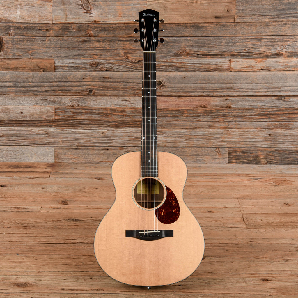 Eastman ACTG2E-OV Natural - View 4 | MusicMarket