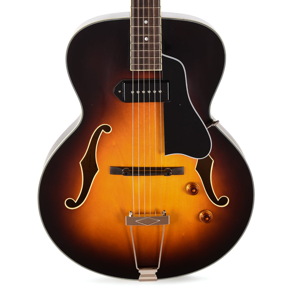 Eastman AR405 Hollow-Body True Vintage Sunburst w/P90s - View 2 | MusicMarket