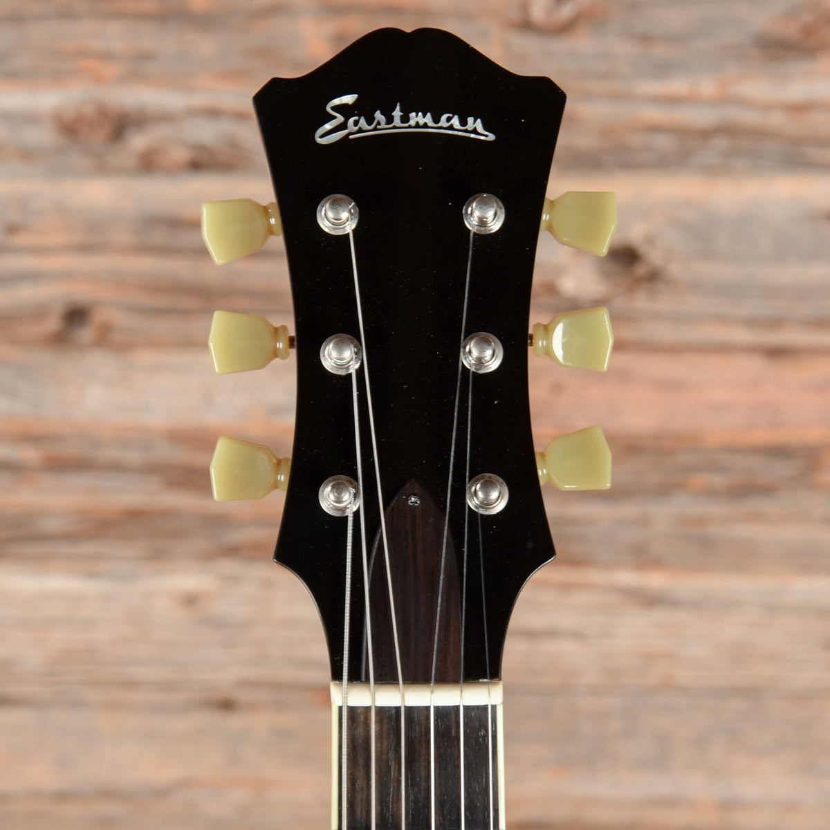 Eastman T386 Red 2021 - View 6 | MusicMarket