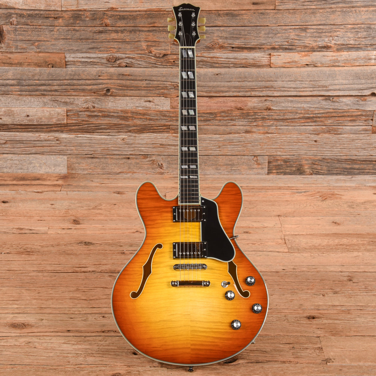 Eastman T486 Thinline Archtop Goldburst 2023 - View 4 | MusicMarket