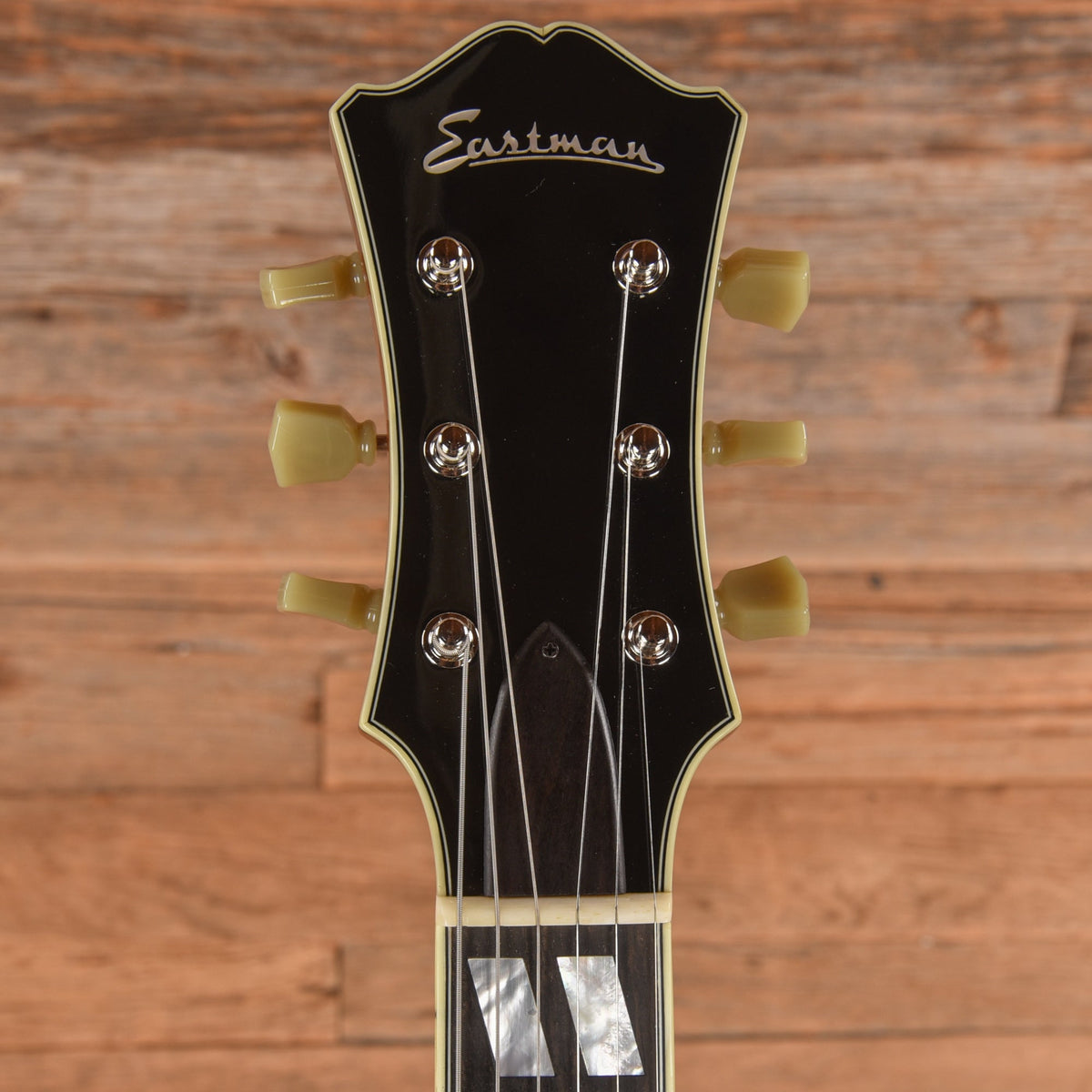 Eastman T486 Thinline Archtop Goldburst 2023 - View 6 | MusicMarket