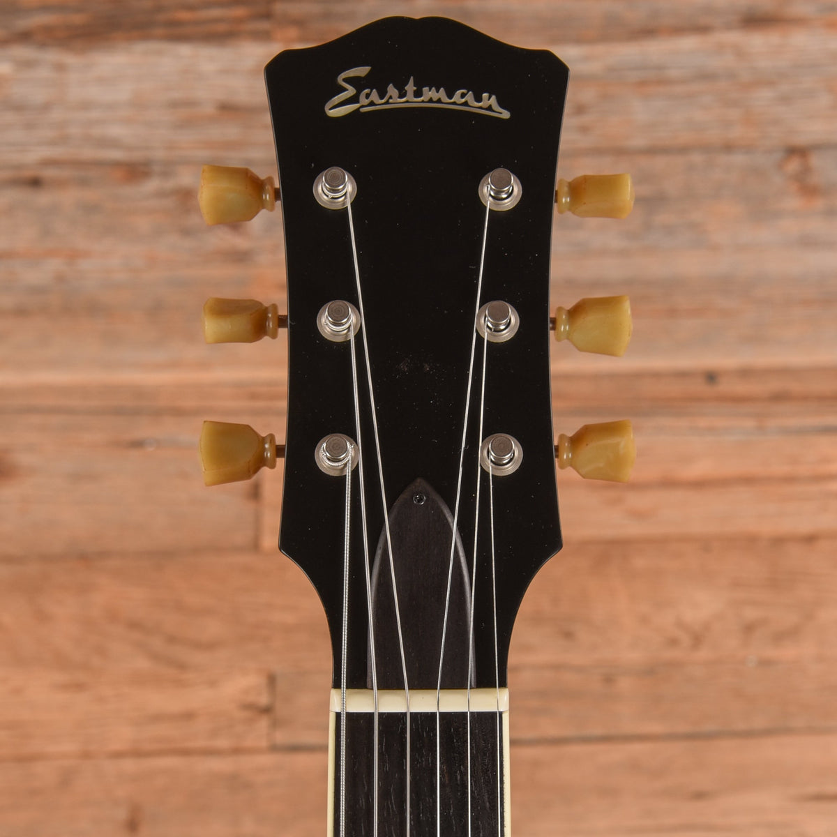 Eastman SB56/N-GD Gold 2021 - View 6 | MusicMarket