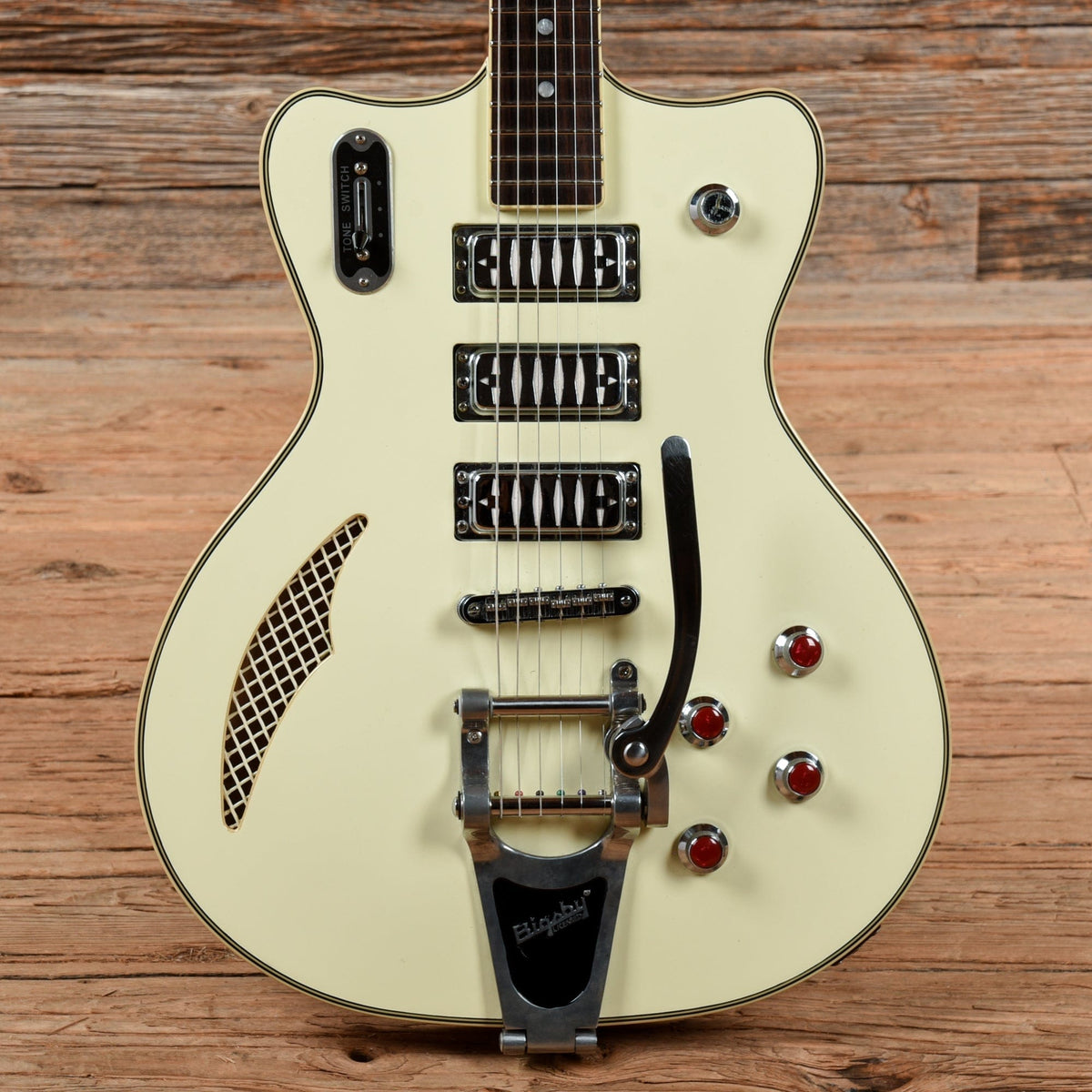 Eastwood Bill Nelson Cadet White 2017 - MusicMarket