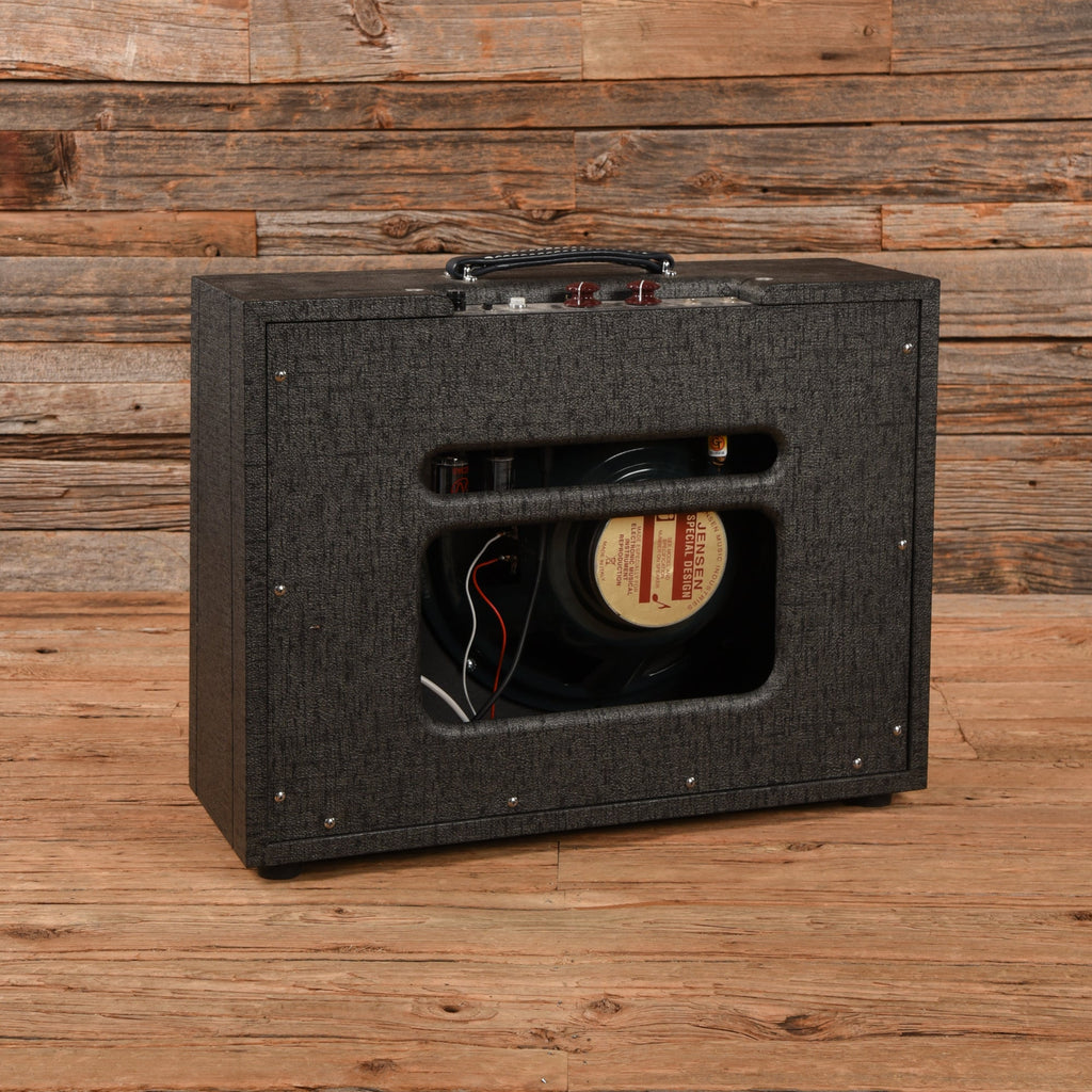 Echopark Clarence 1x15 Combo - View 2 | MusicMarket